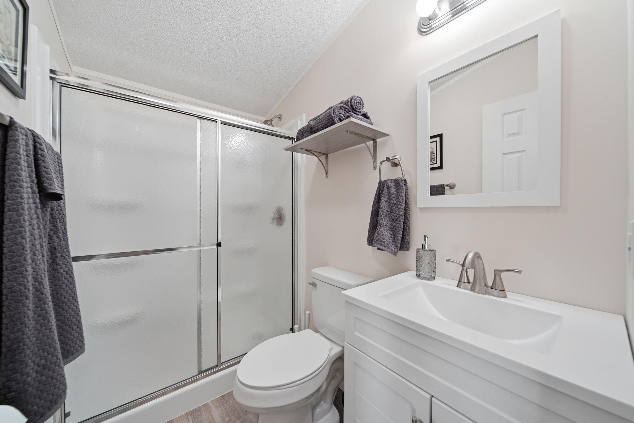 80 Sterling Property Photo 11