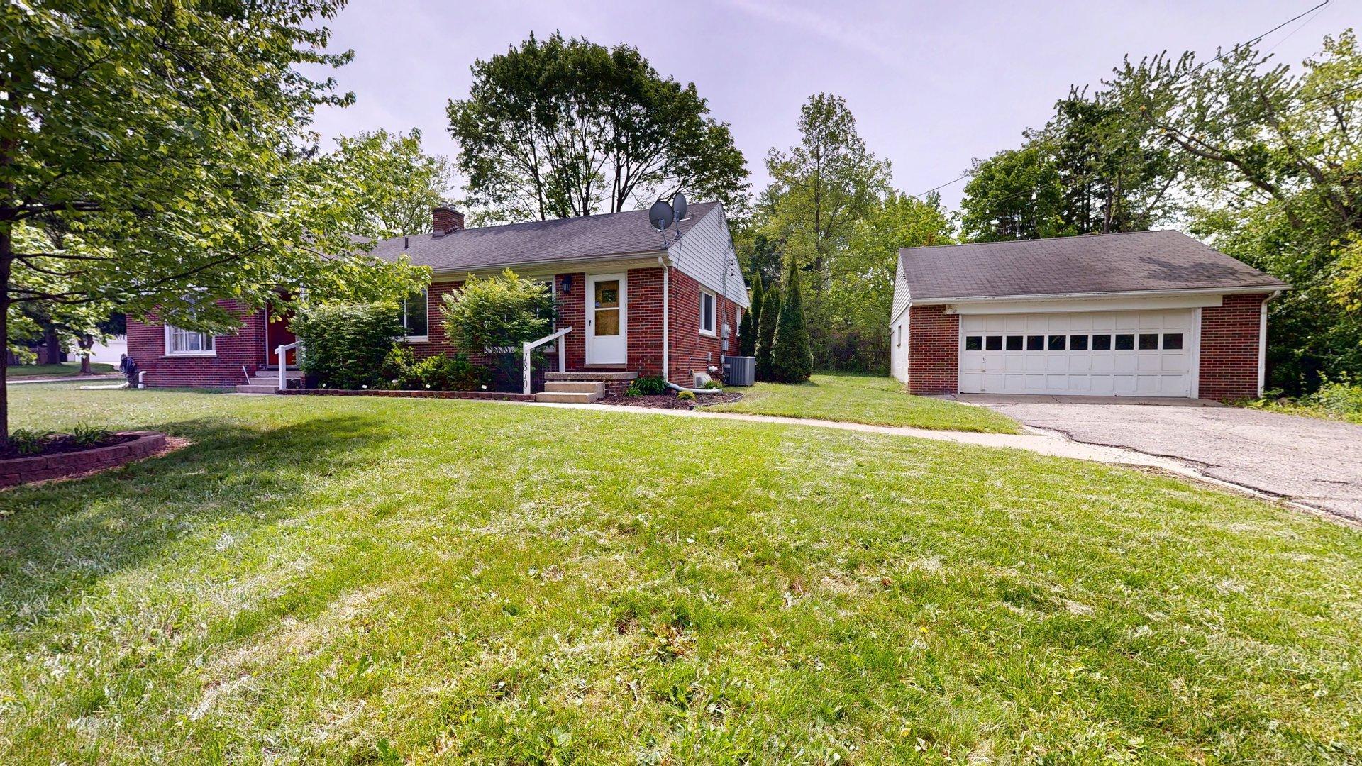 1810 E Stadium Boulevard Property Photo 1