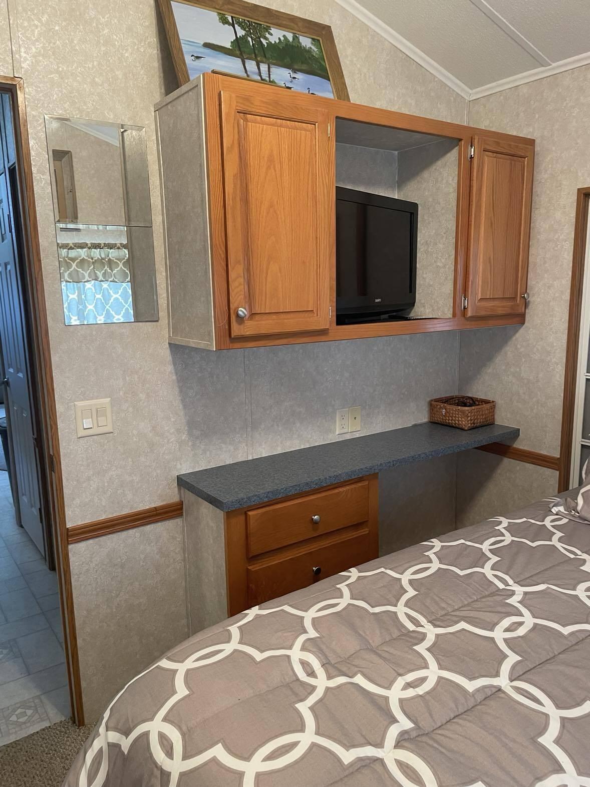 8091 Carriage Lane Property Photo 17