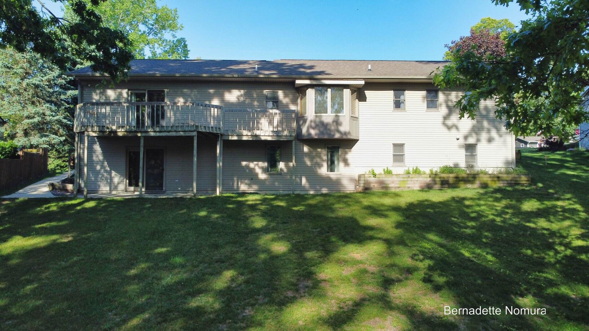 12167 Reyburn Drive Ne Property Photo 4