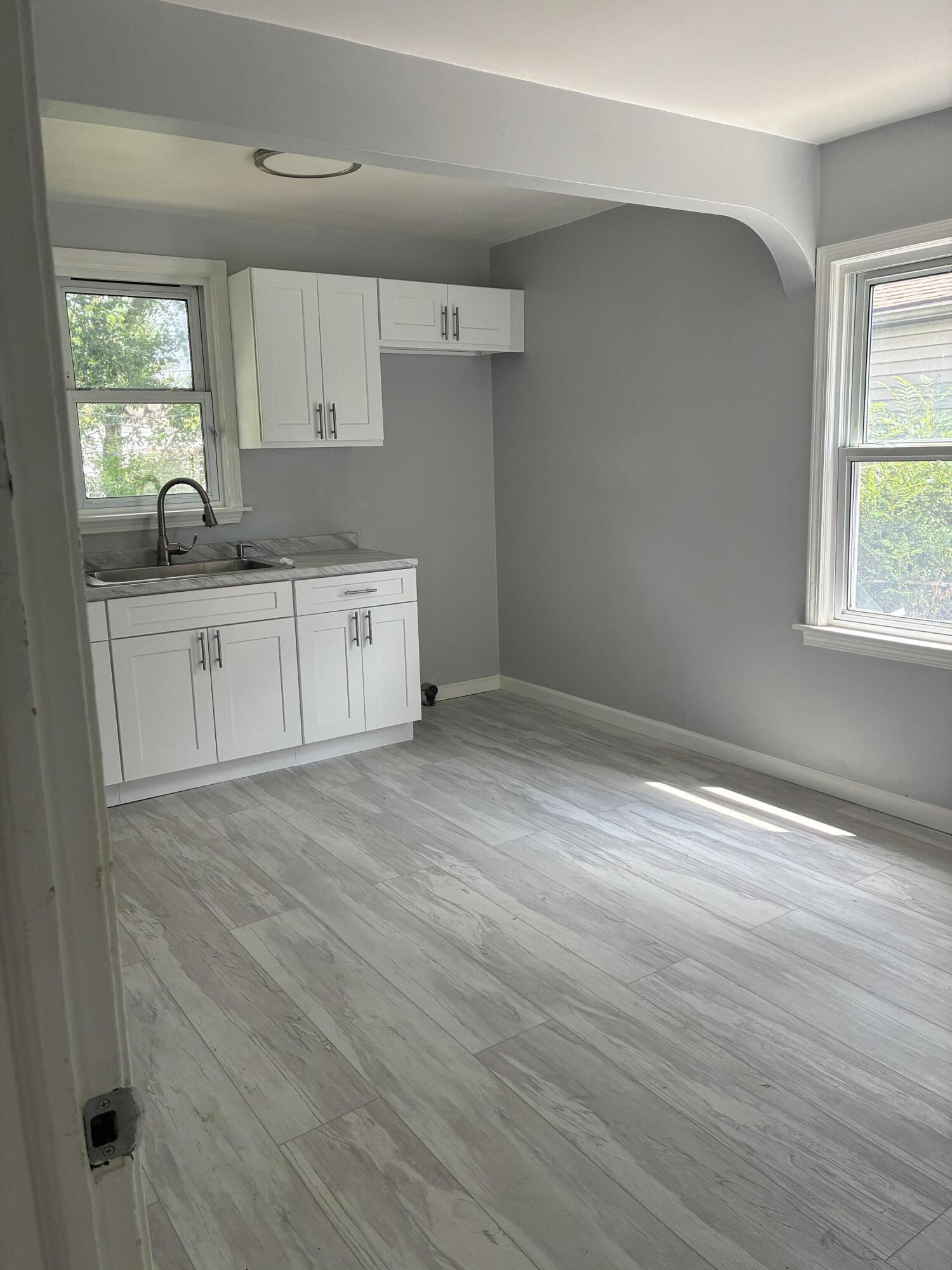 19450 Woodingham Drive Property Photo 5