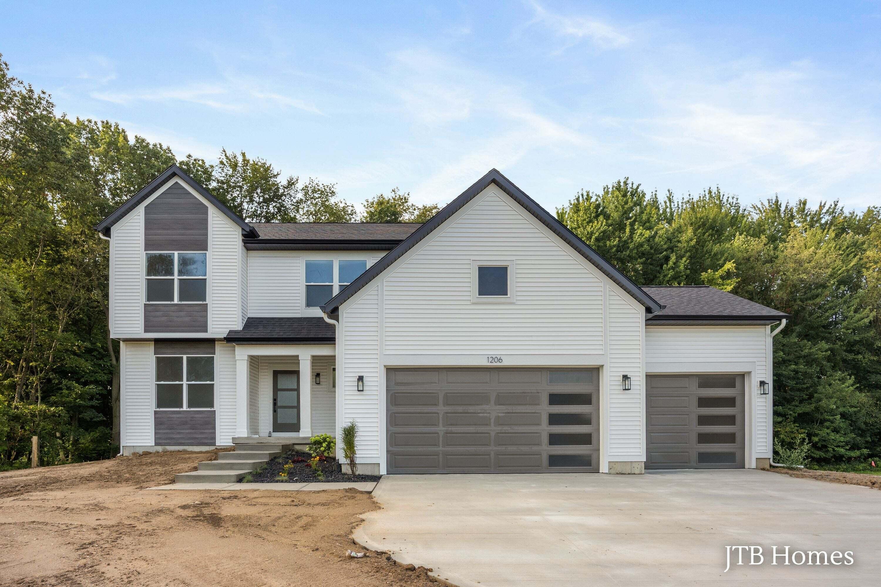 1206 Sunfield Court Property Photo 1