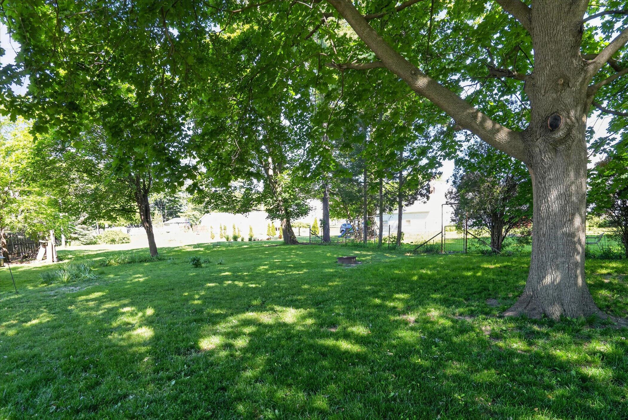 728 W Hanover Street Property Photo 3