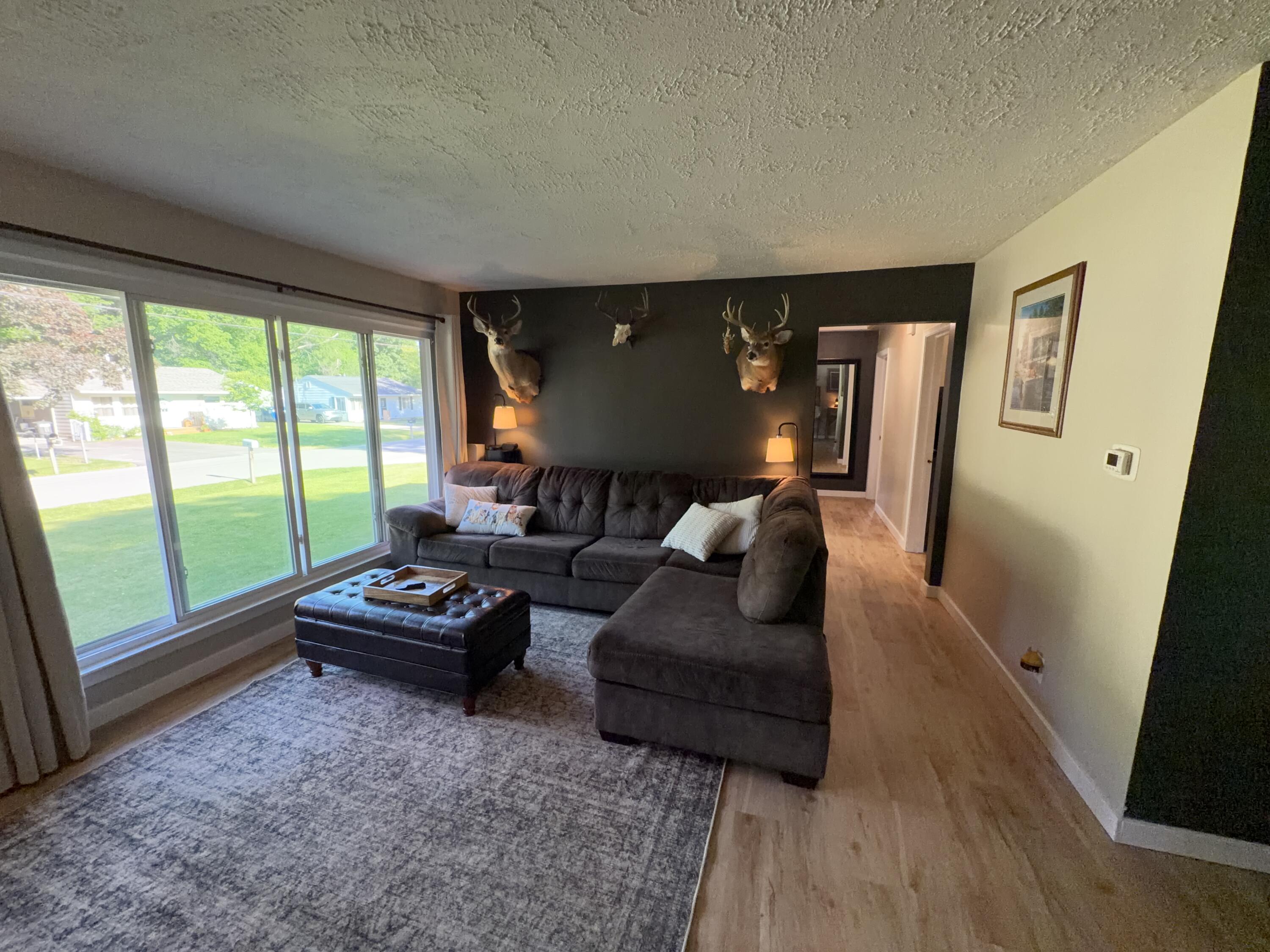 3456 Acacia Boulevard Property Photo 5