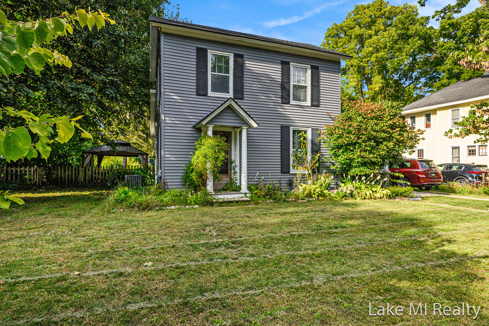 426 W Bridge Street Property Photo 7