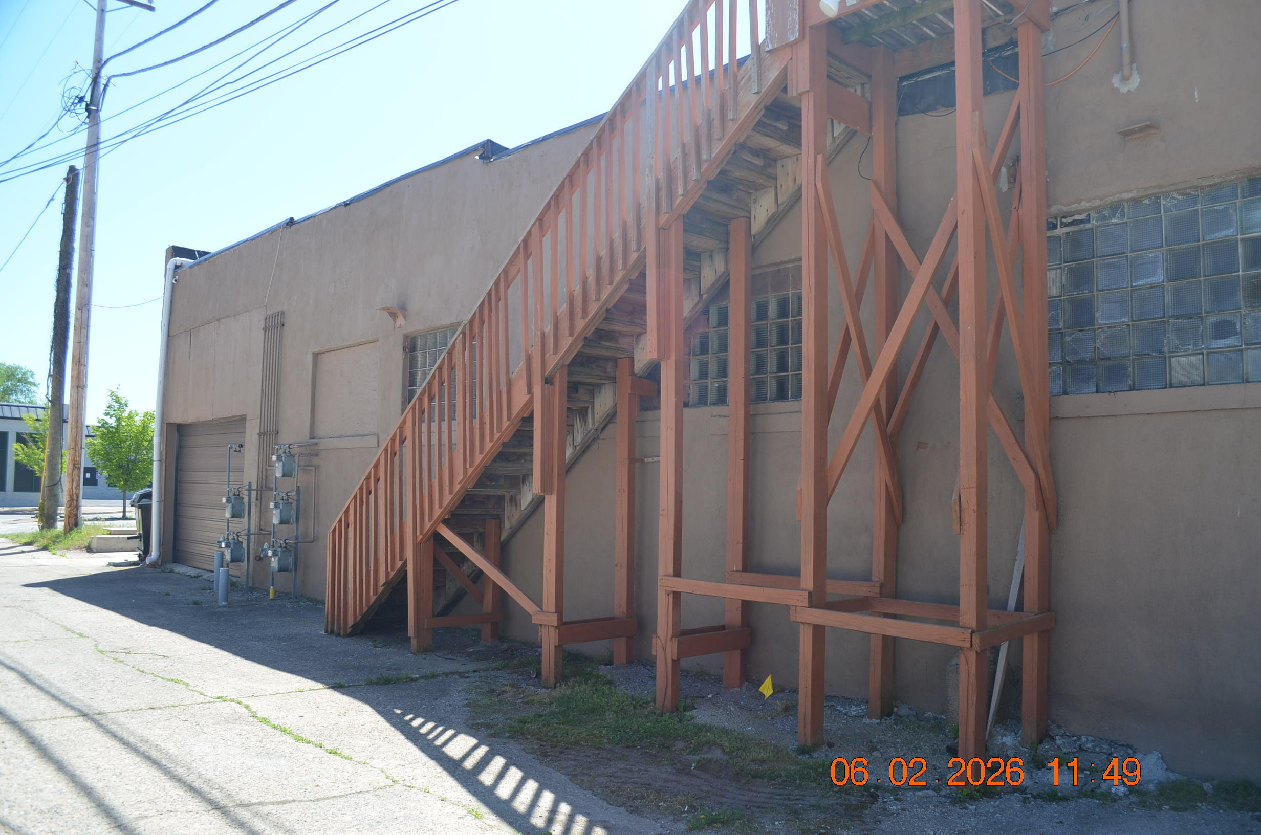 209-219 E Main Street Property Photo 8