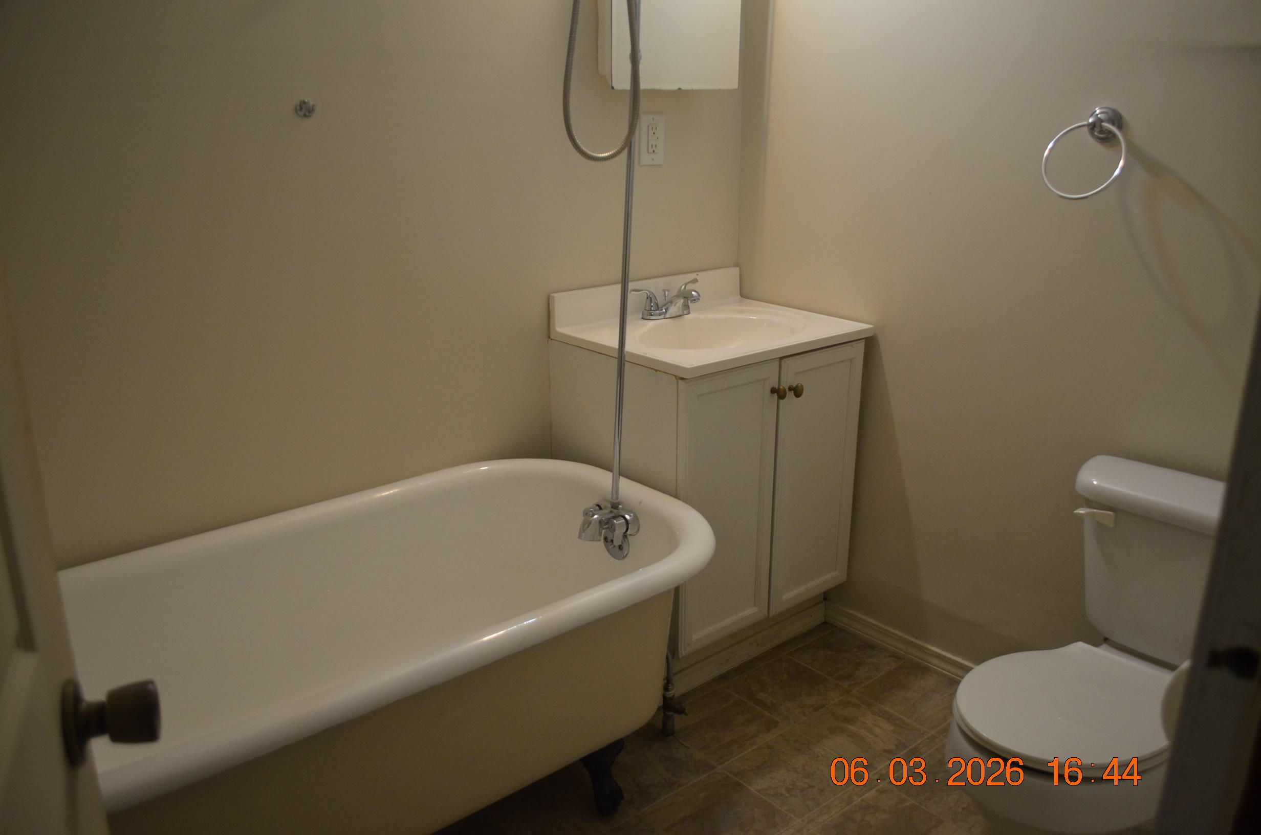 209-219 E Main Street Property Photo 114