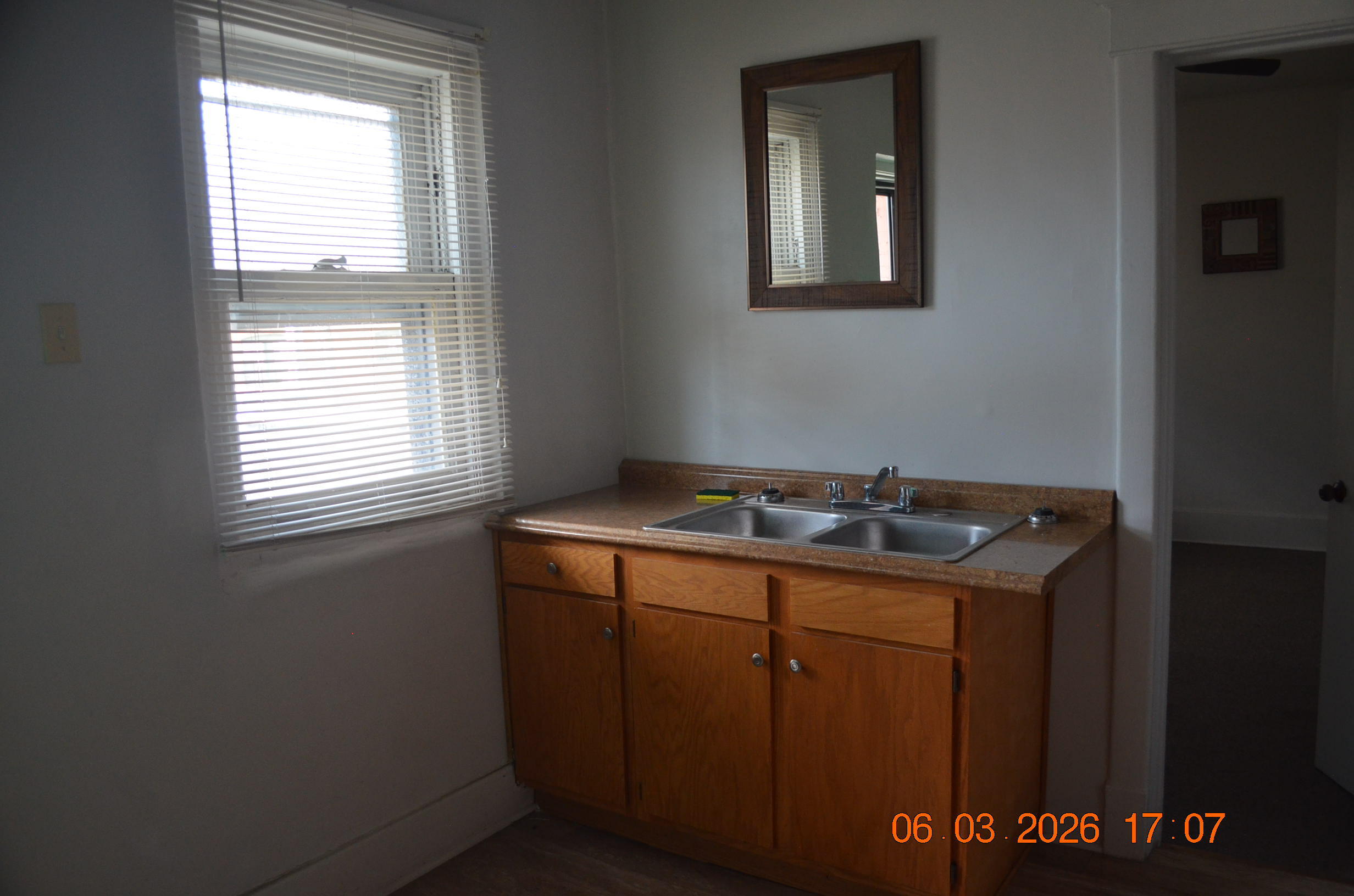 209-219 E Main Street Property Photo 117