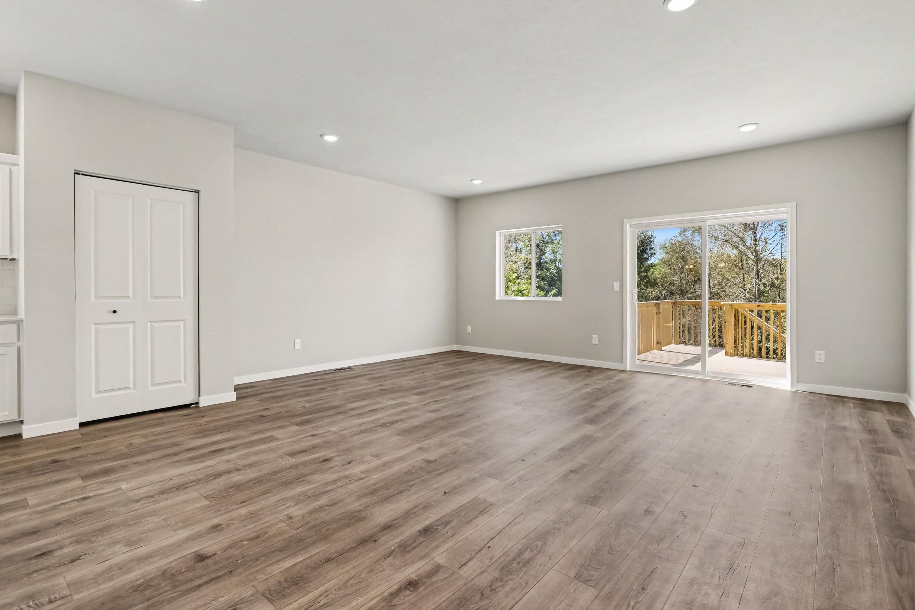 71348 Embassy Road Property Photo 6