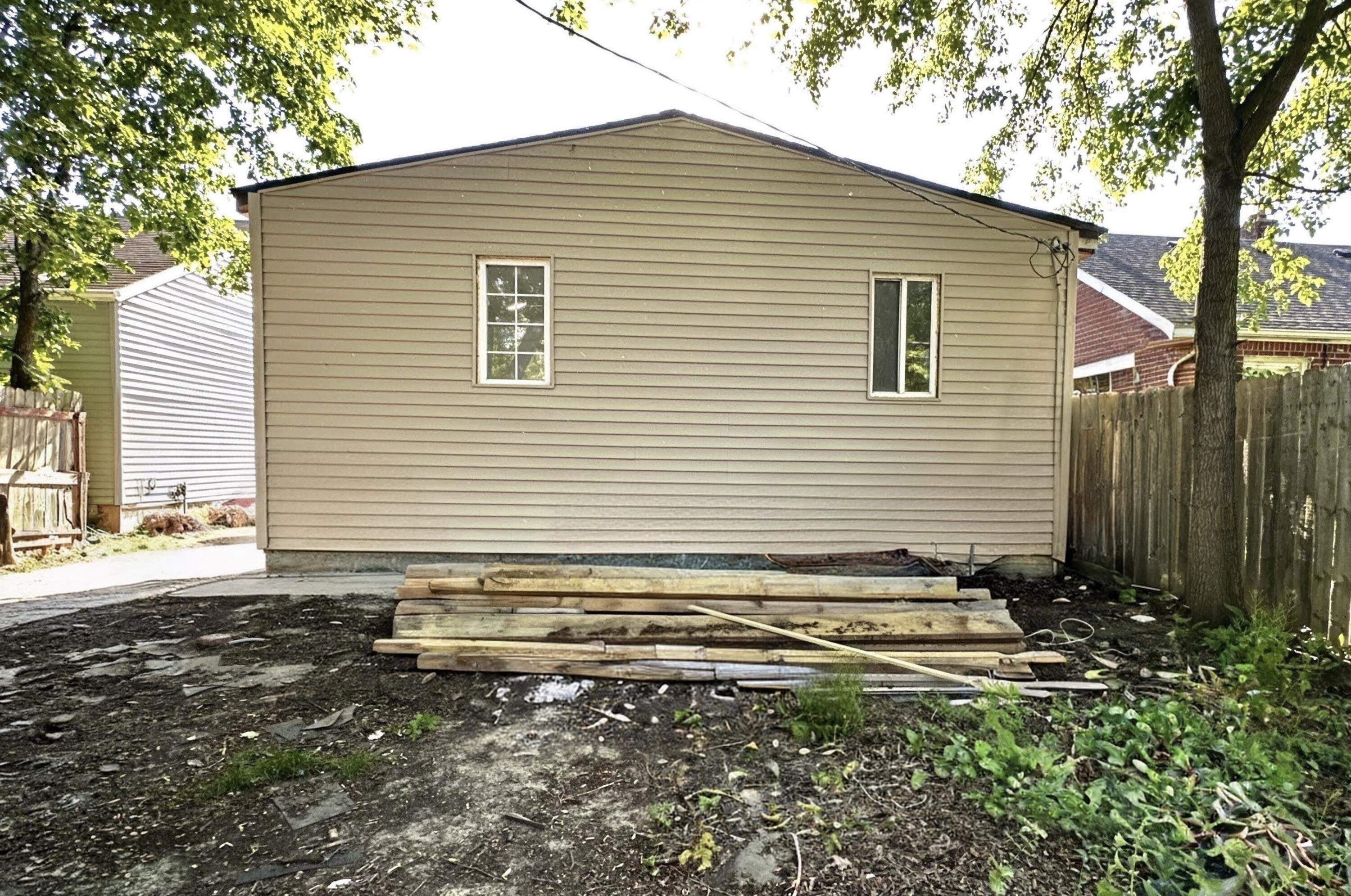 15364 S Freeland Street Property Photo 2