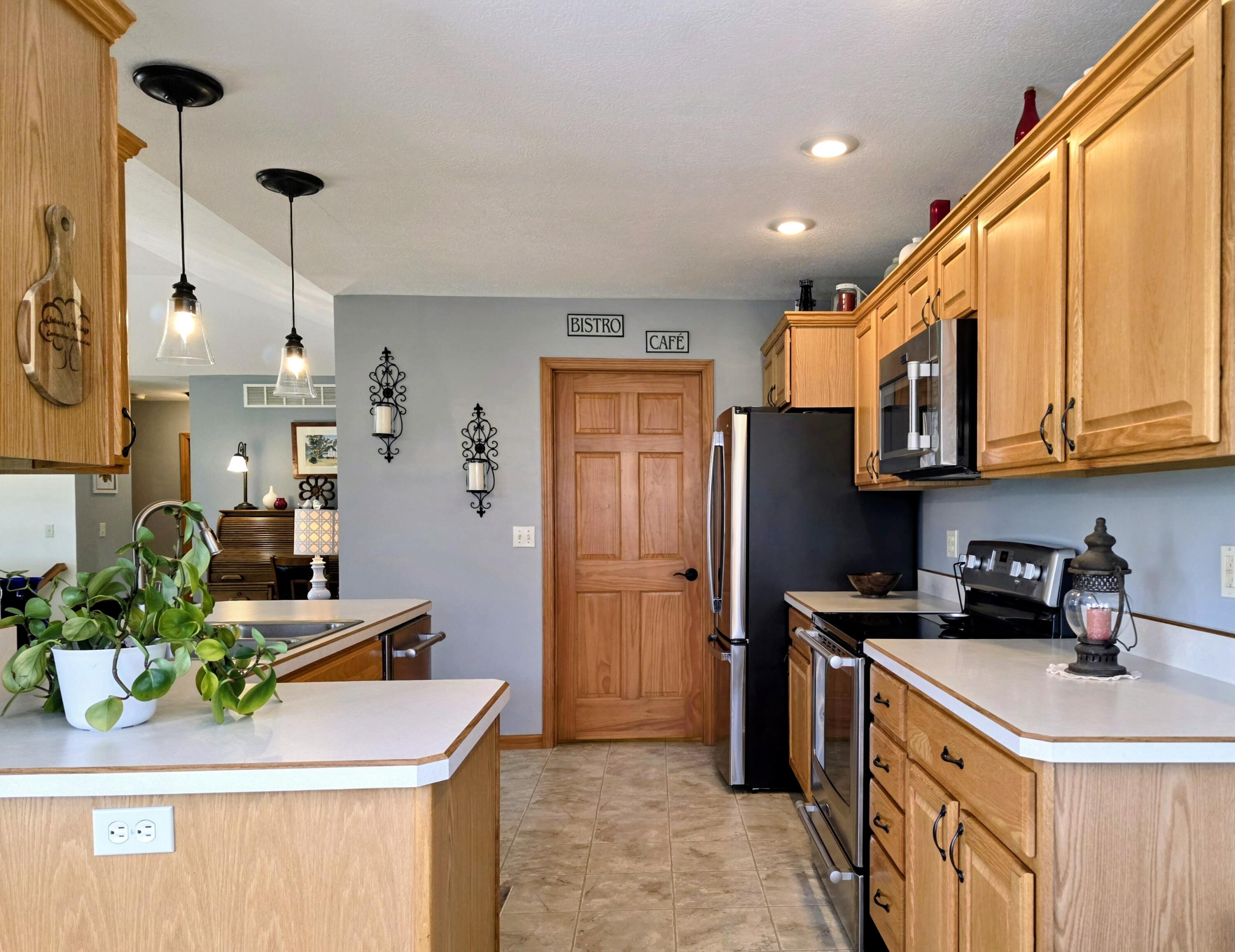 66 Oakwood Drive Property Photo 13