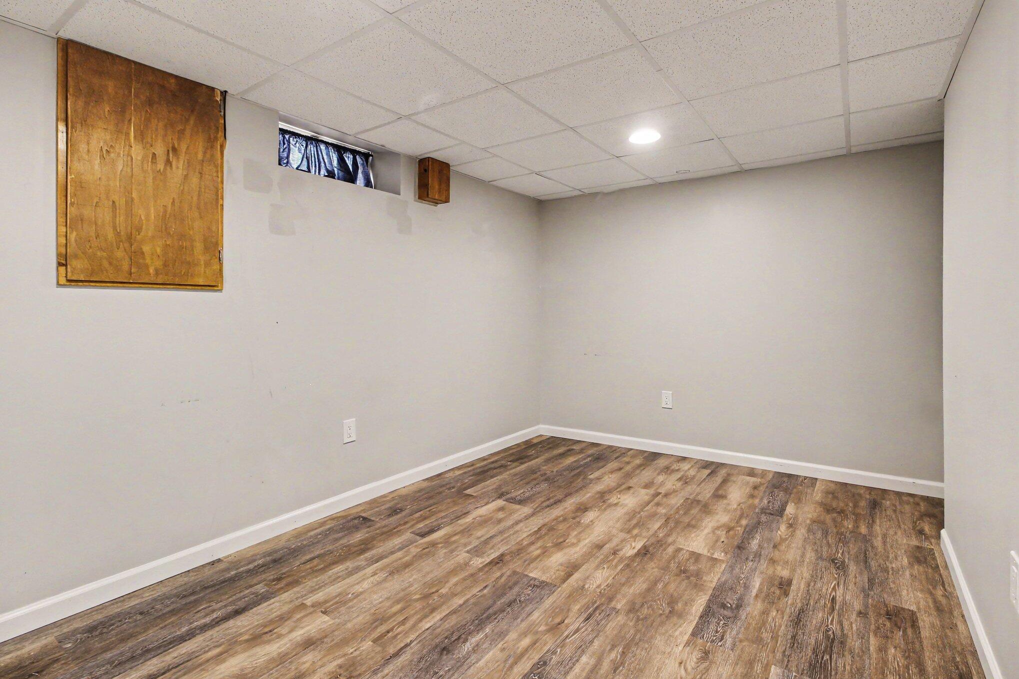 7610 Willis Road Property Photo 24