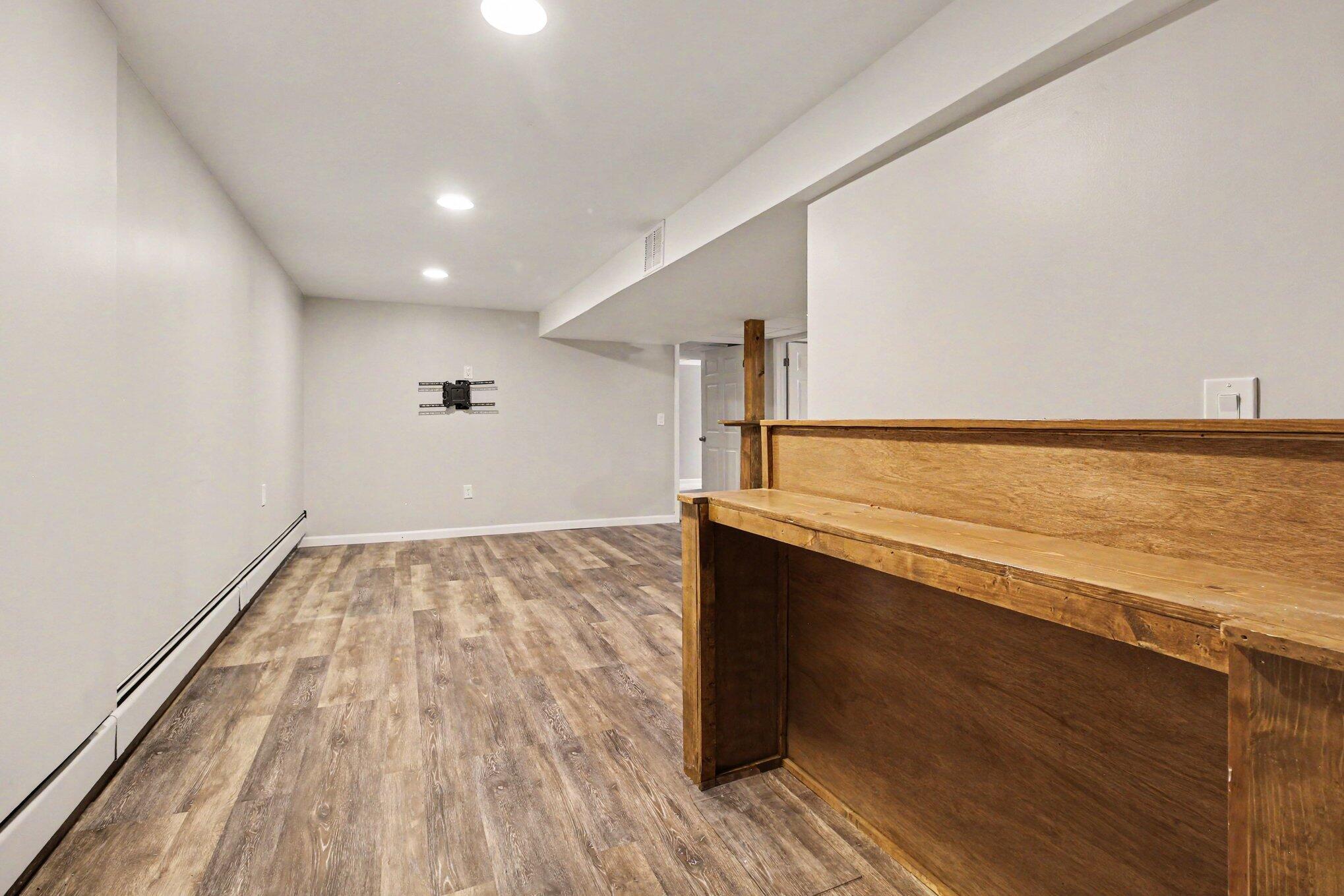 7610 Willis Road Property Photo 25