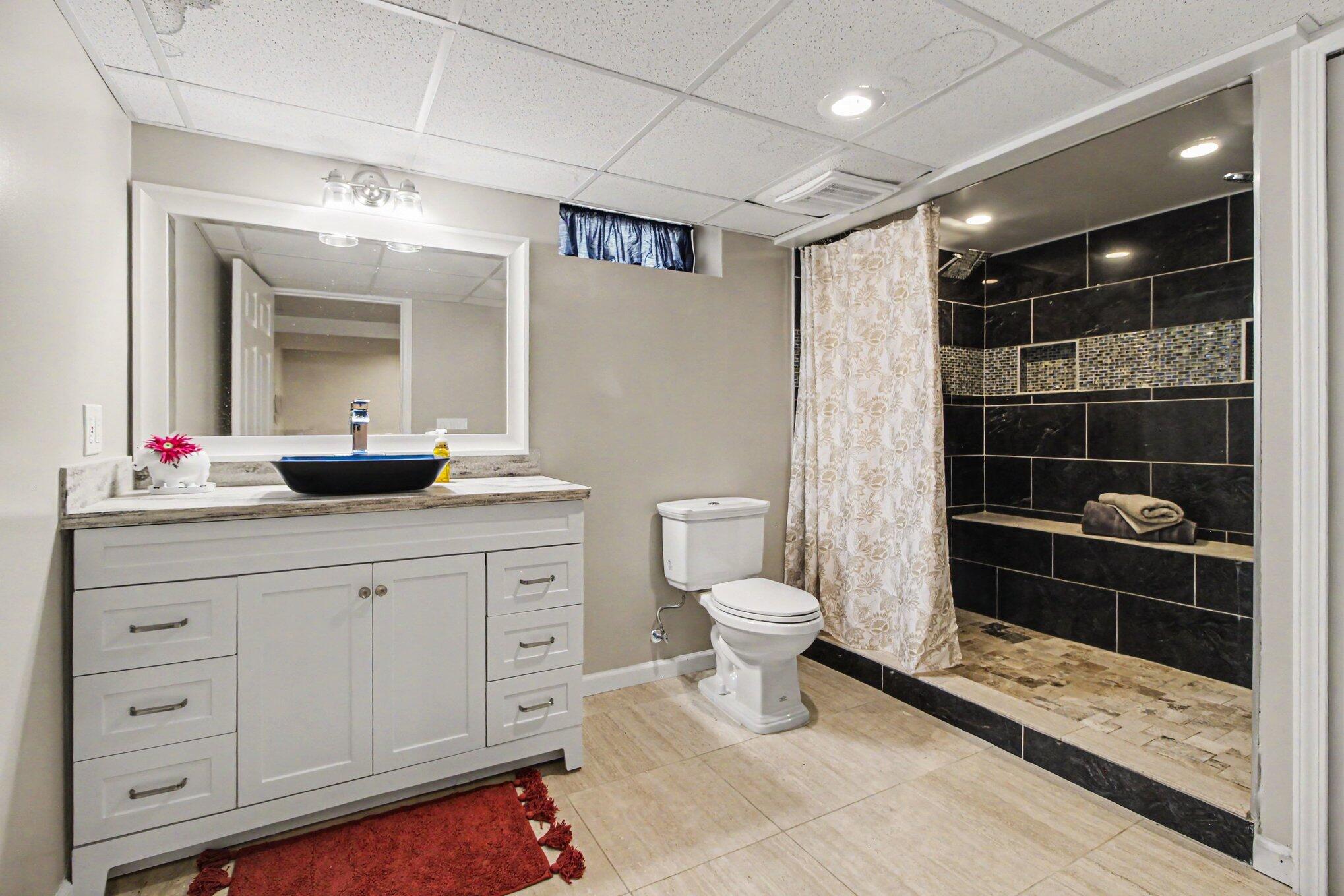 7610 Willis Road Property Photo 29