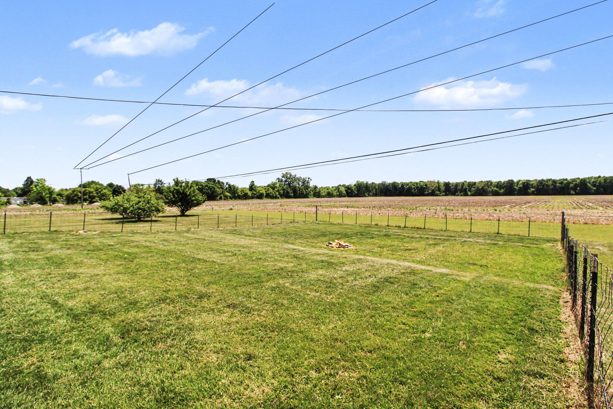 7610 Willis Road Property Photo 31
