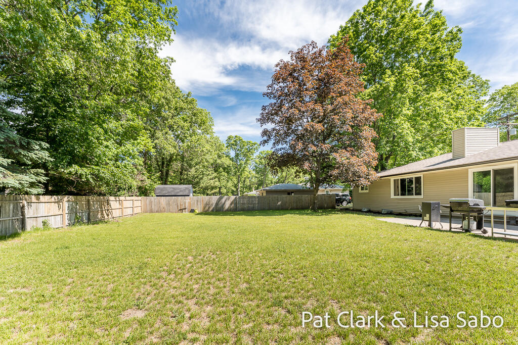 1297 Joslyn Road Property Photo 6