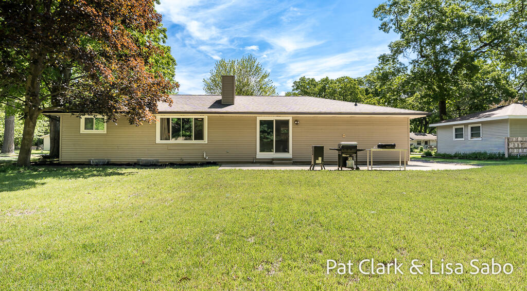 1297 Joslyn Road Property Photo 7