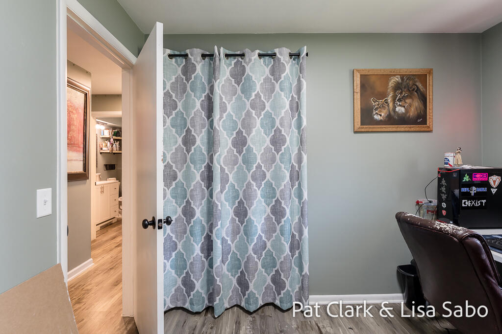 1297 Joslyn Road Property Photo 24