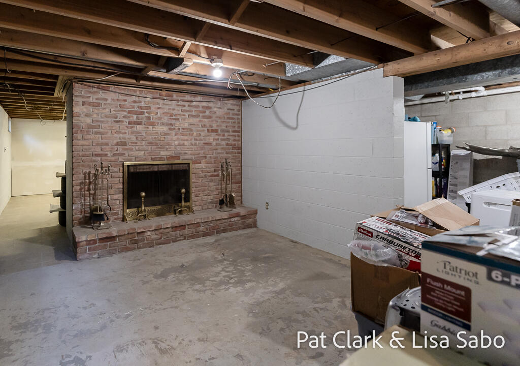 1297 Joslyn Road Property Photo 26