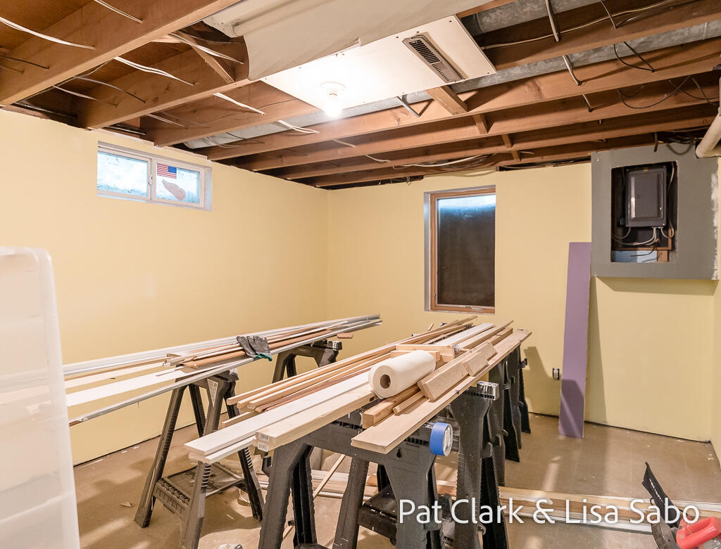 1297 Joslyn Road Property Photo 30