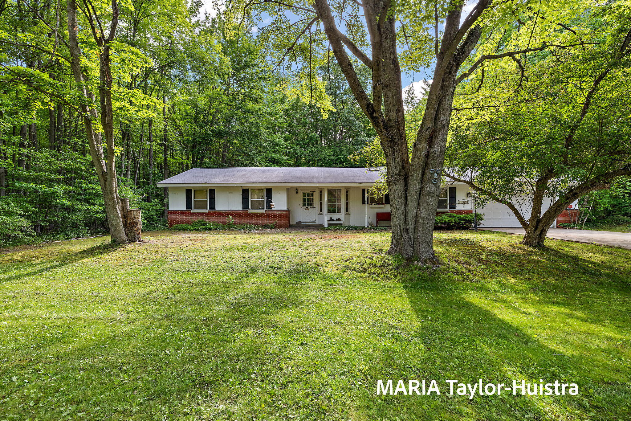 17690 Jordan Lane Property Photo 1
