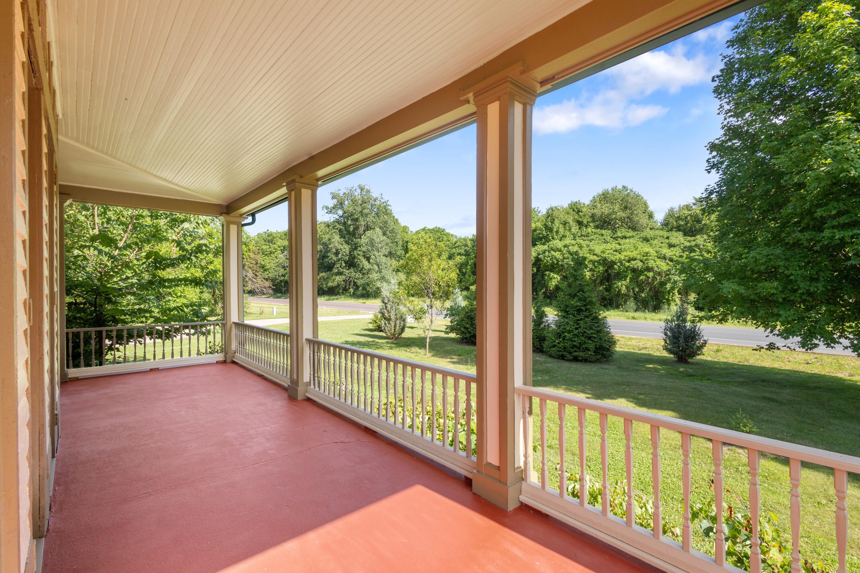 42304 W Red Arrow Highway Property Photo 14