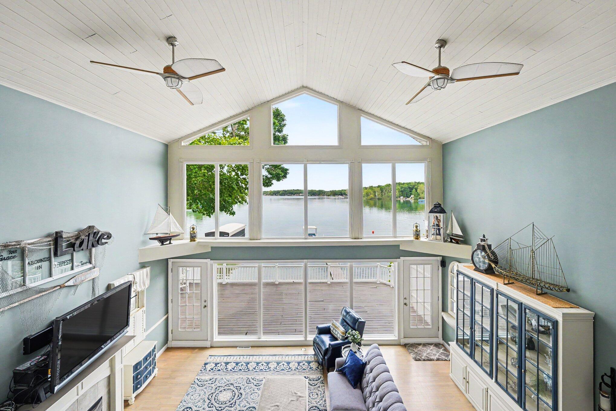 19722 Crescent Beach Road Property Photo 15