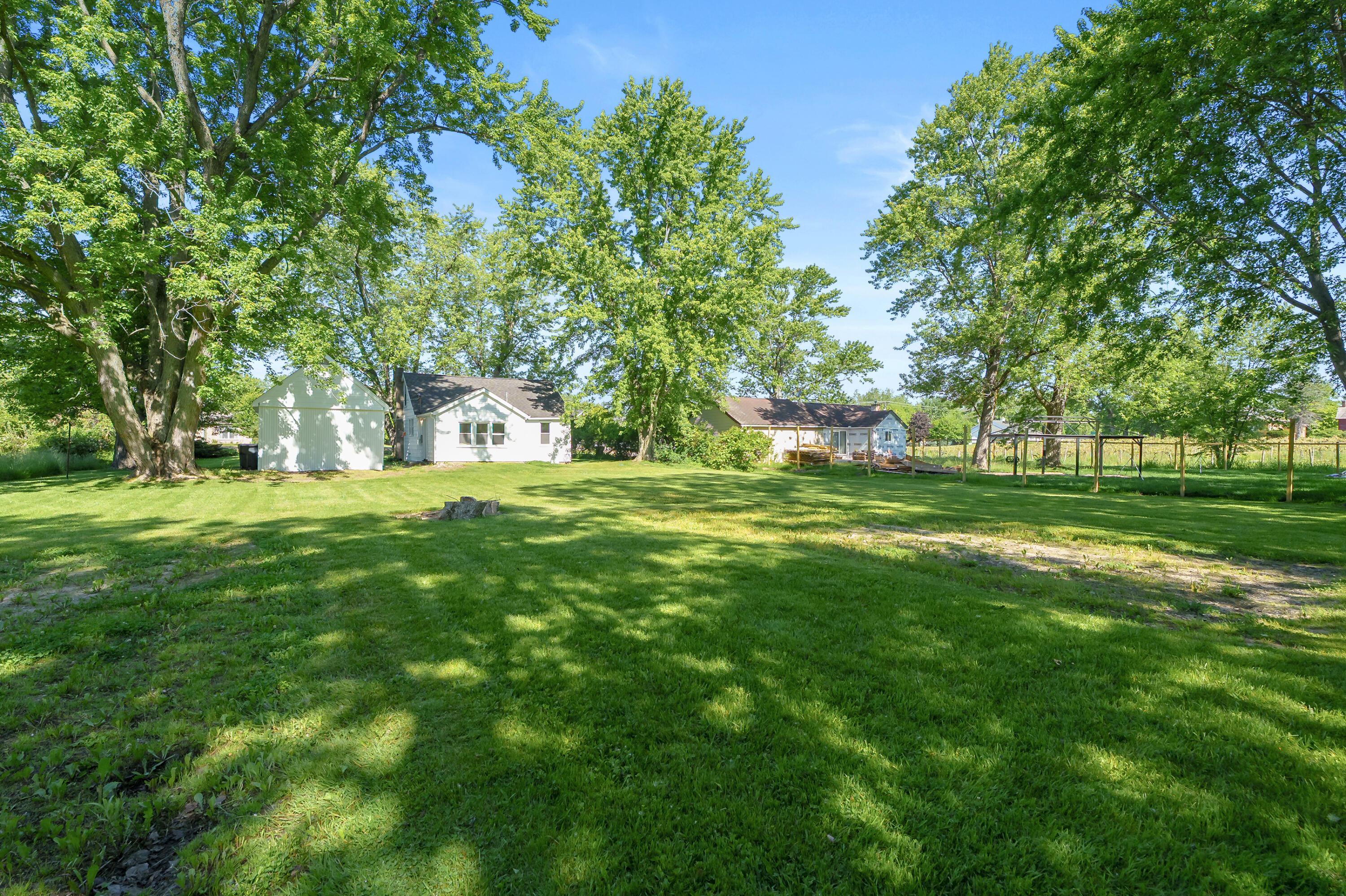 10561 Baldwin Road Property Photo 24