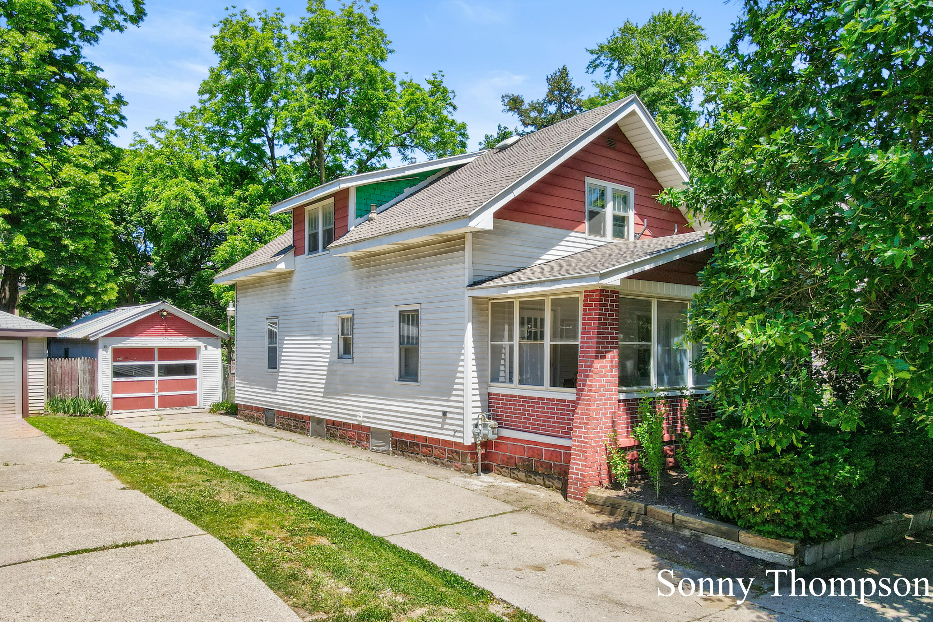 53 Baylis Street SW Property Photo 1