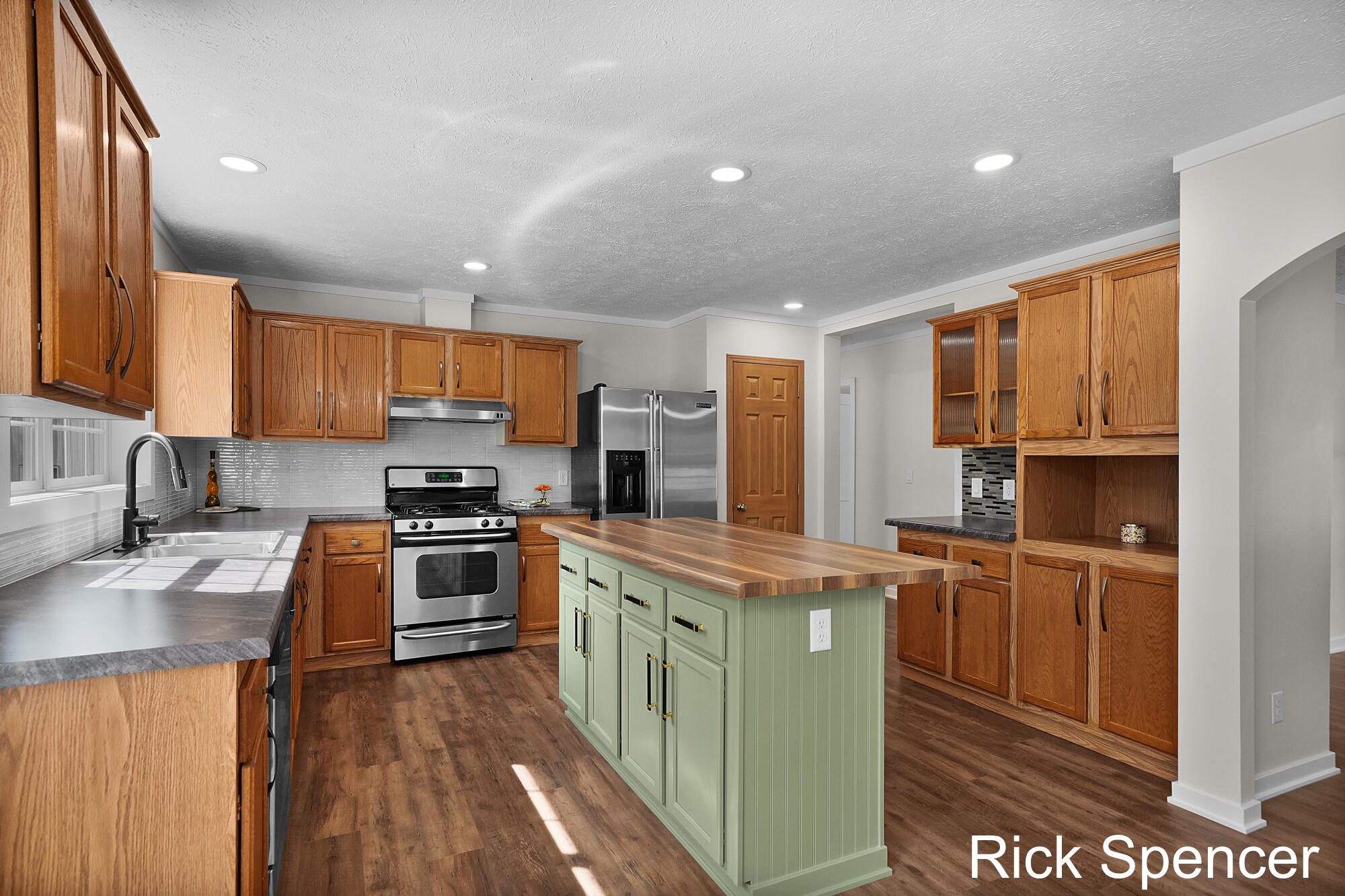 3321 Babylon Road Property Photo 7