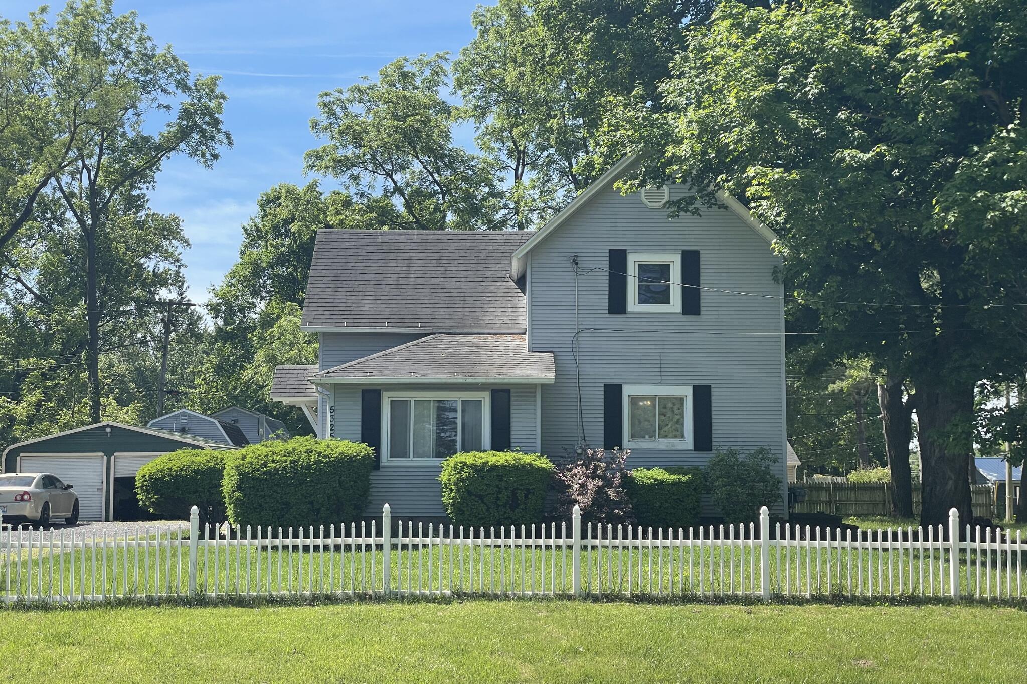 5325 Spring Arbor Road Property Photo 1