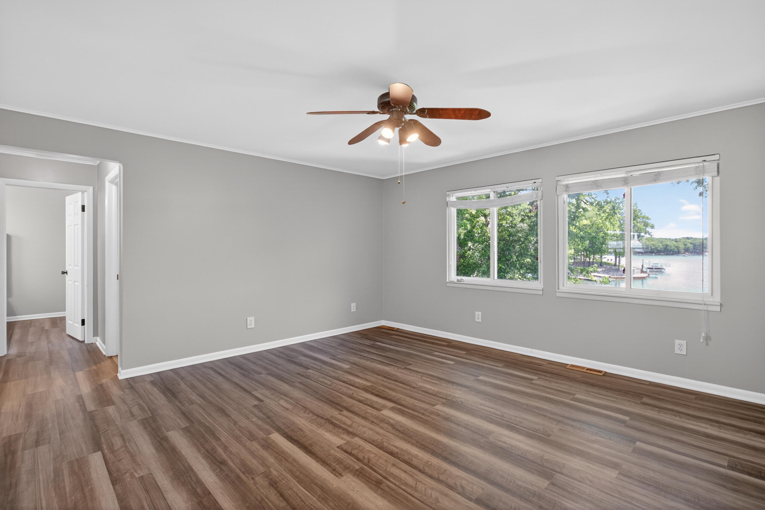 11939 Greenbriar Drive Property Photo 12