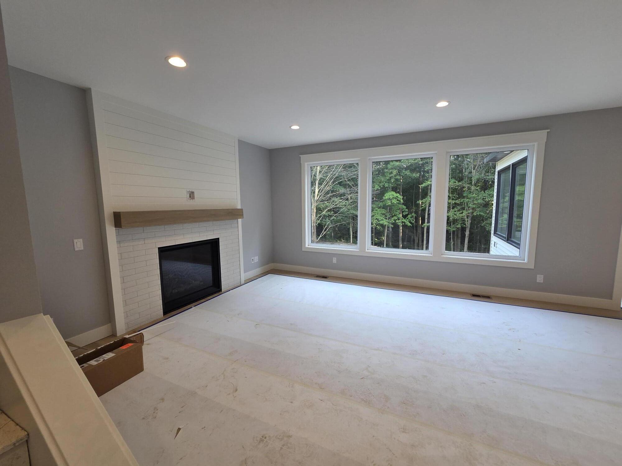 8234 Cascade Road Se Property Photo 15