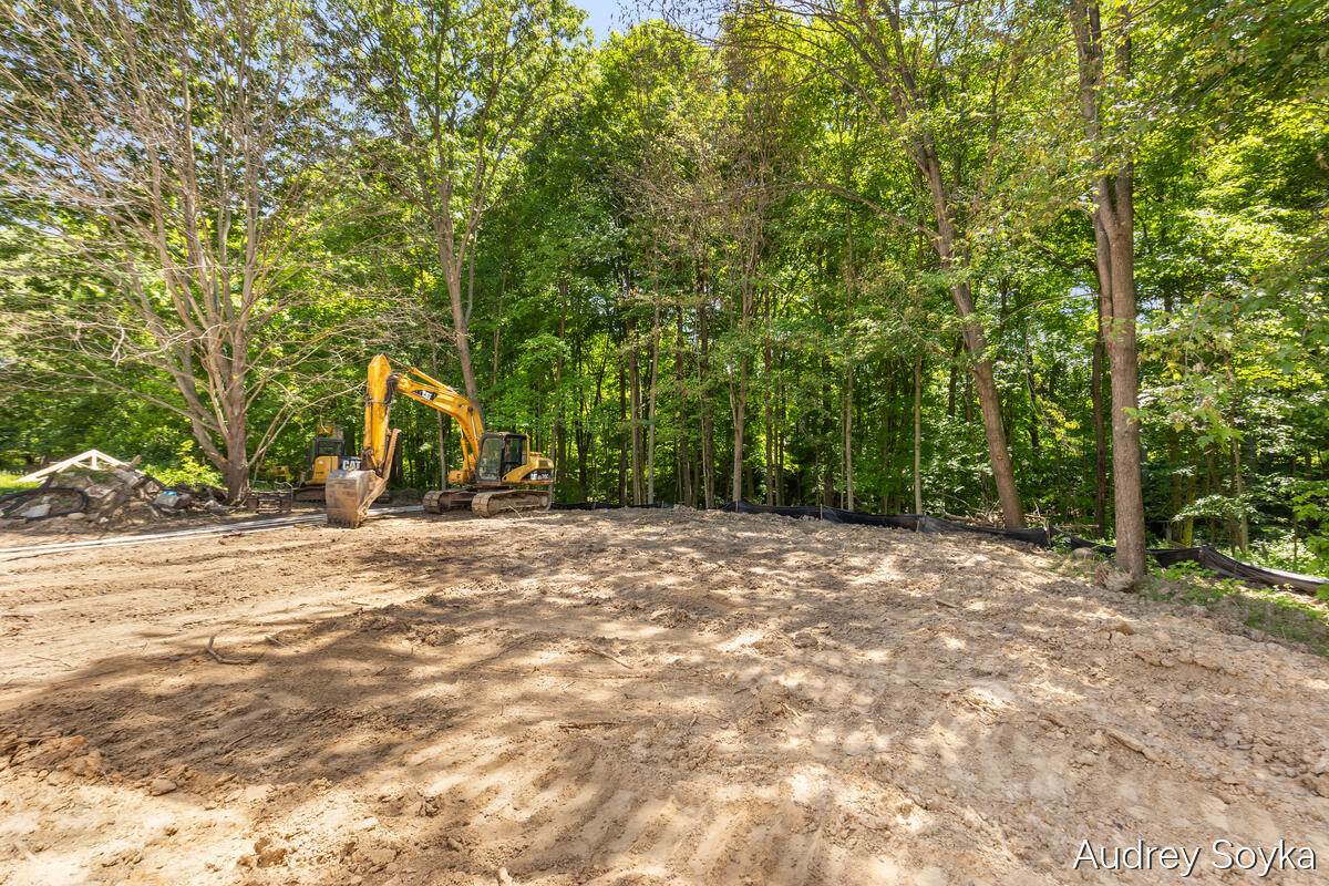 8234 Cascade Road Se Property Photo 41