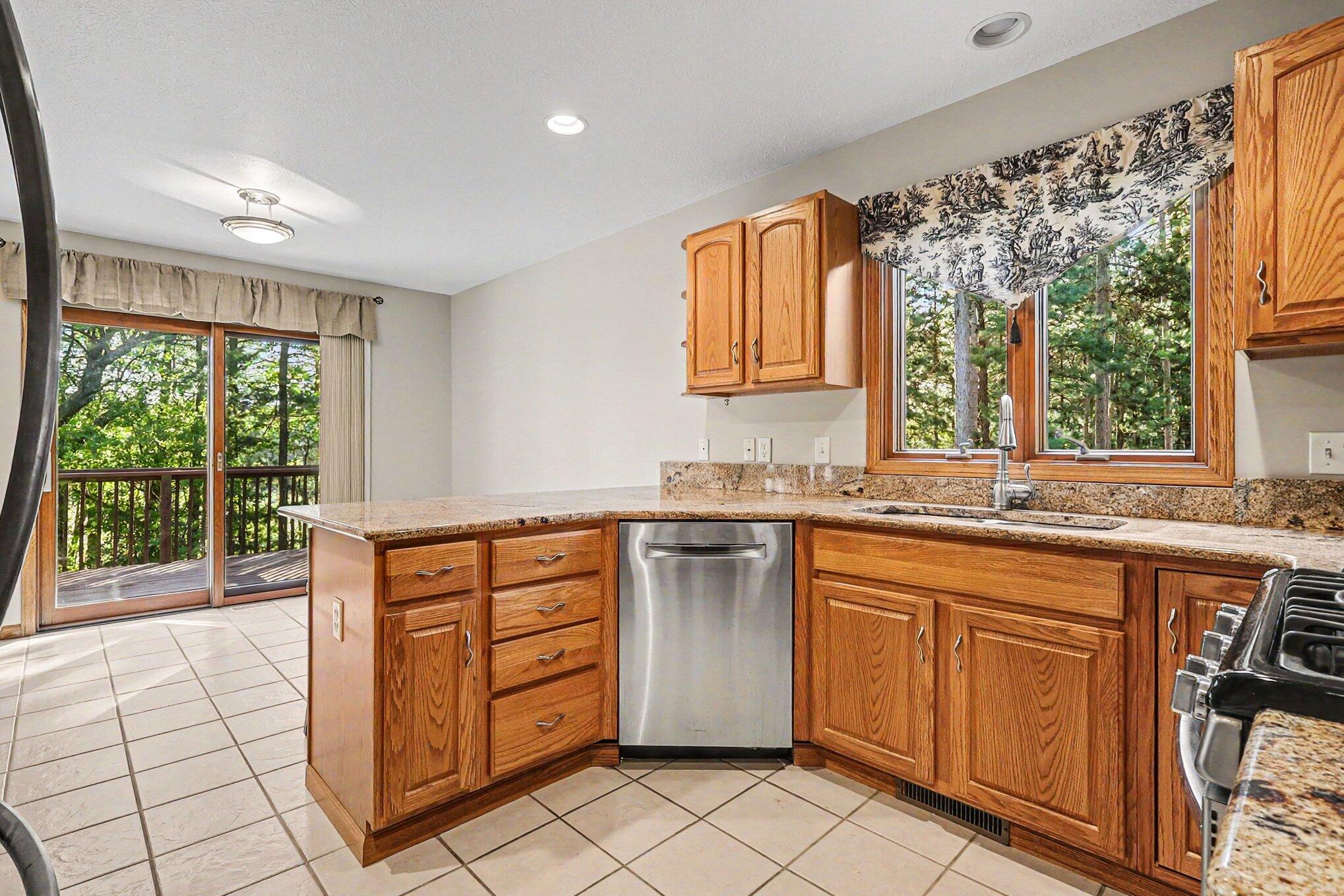 7474 Wiczer Drive Property Photo 13