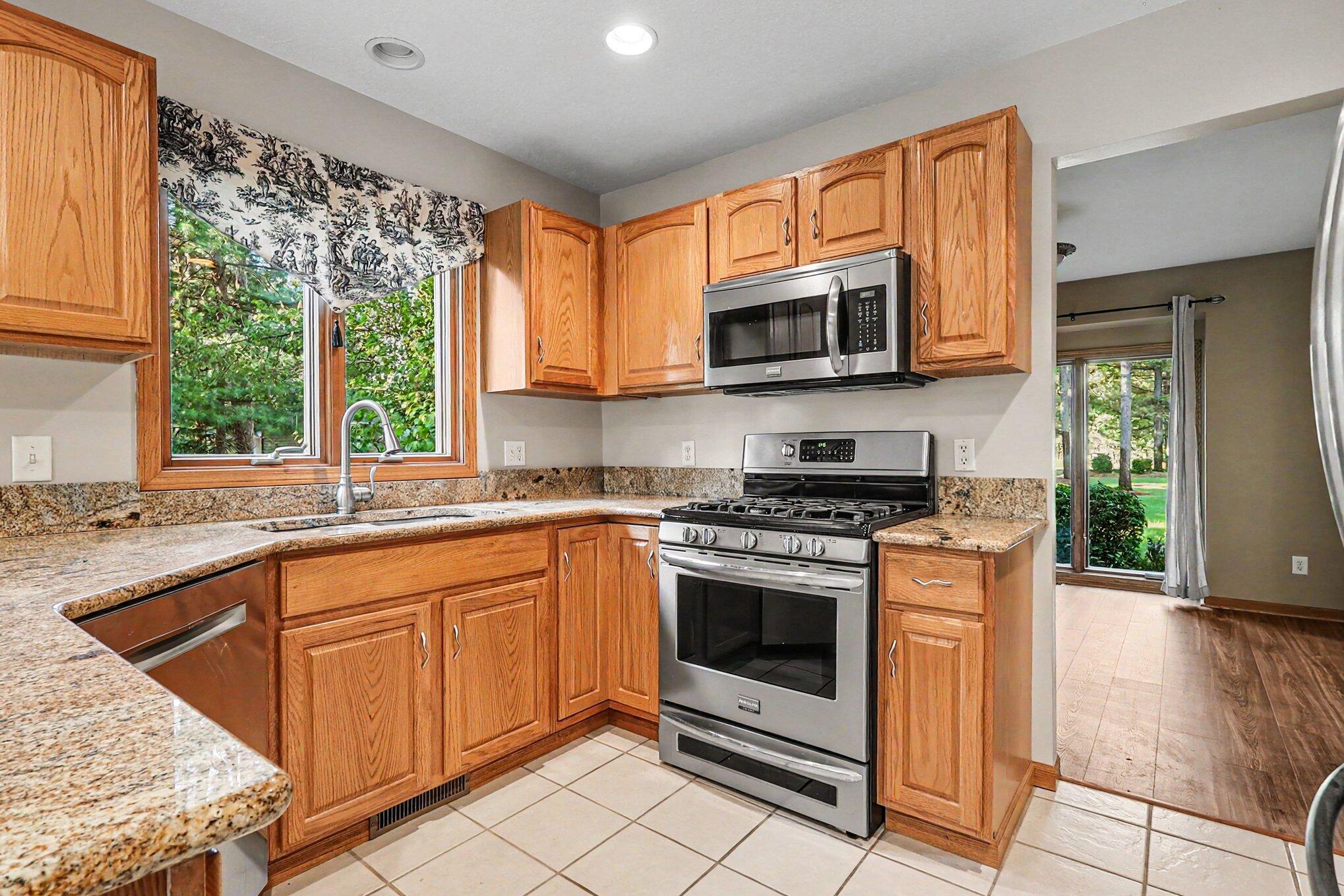 7474 Wiczer Drive Property Photo 14