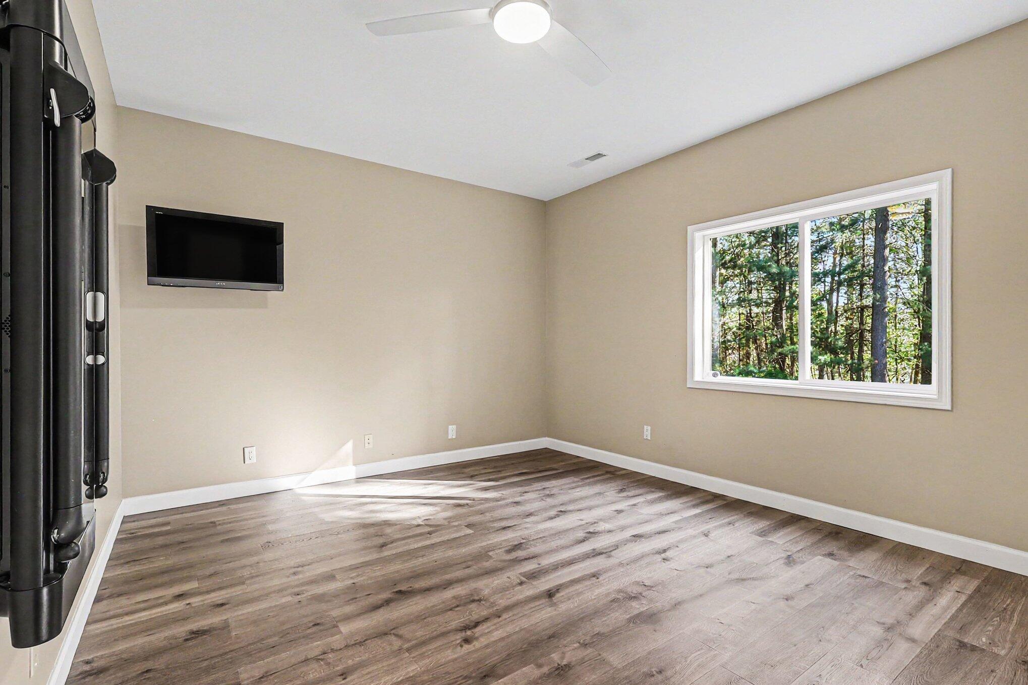 7474 Wiczer Drive Property Photo 20