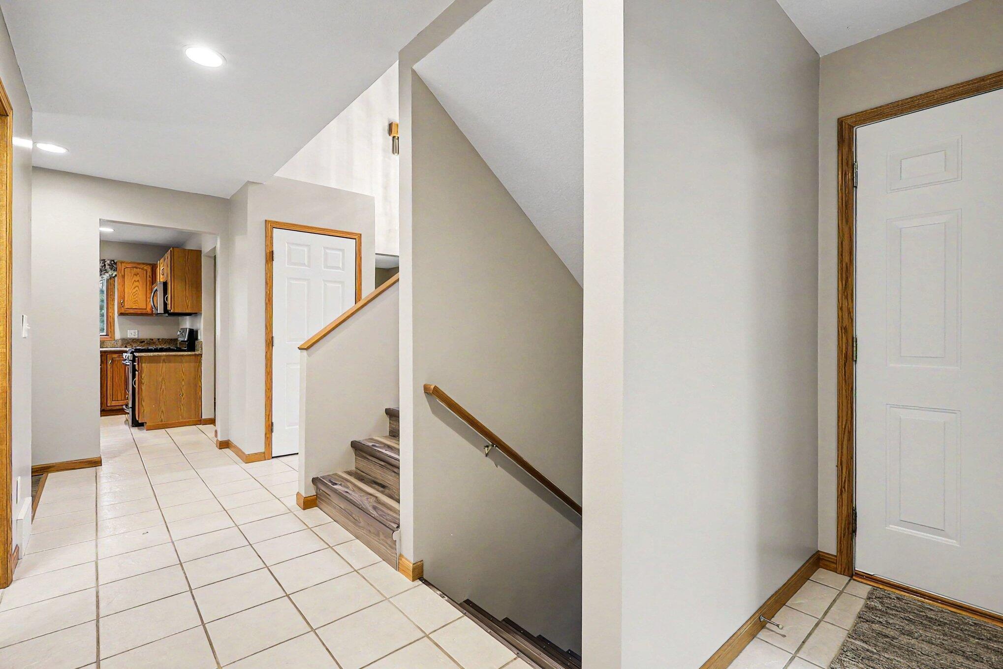 7474 Wiczer Drive Property Photo 24