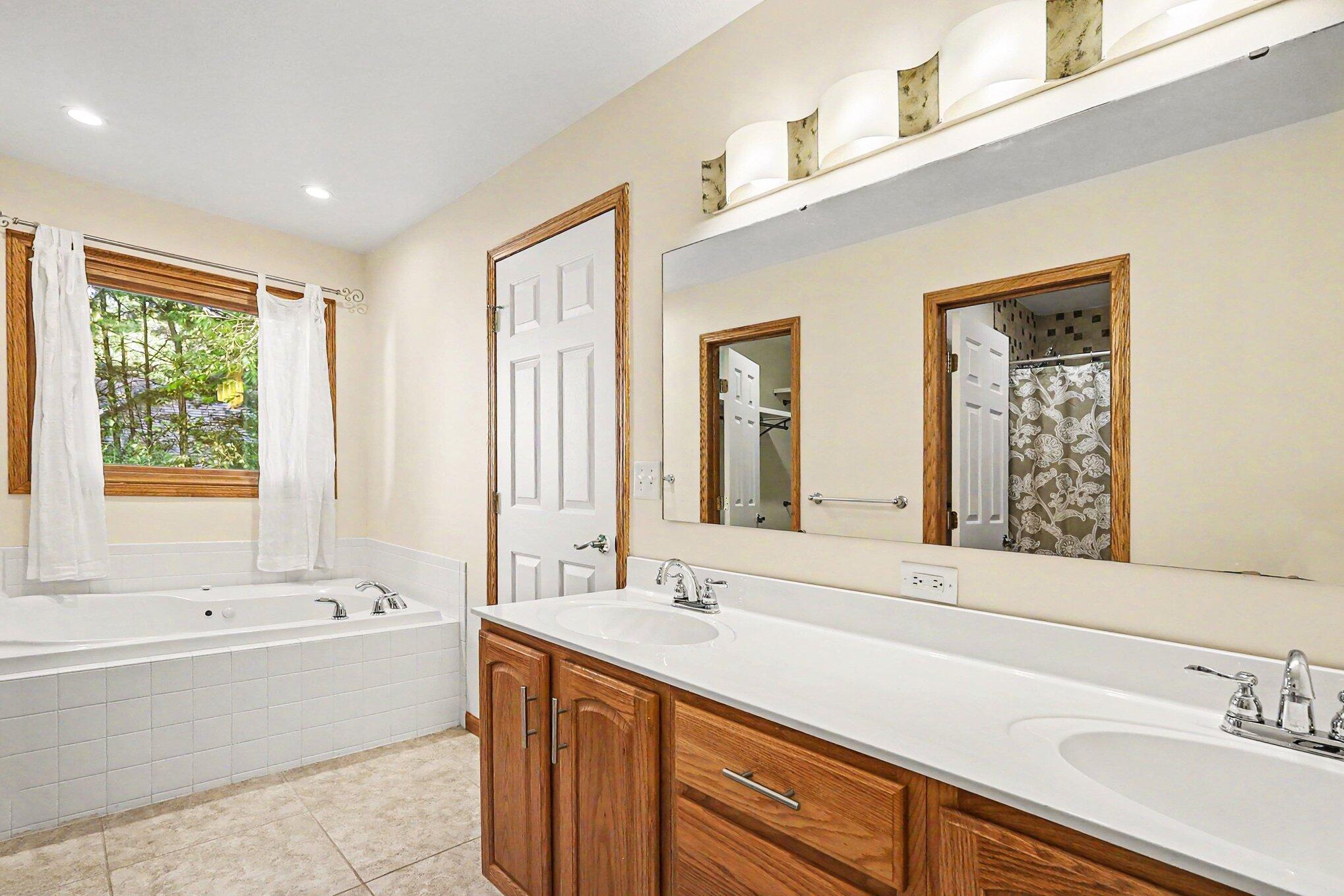 7474 Wiczer Drive Property Photo 25