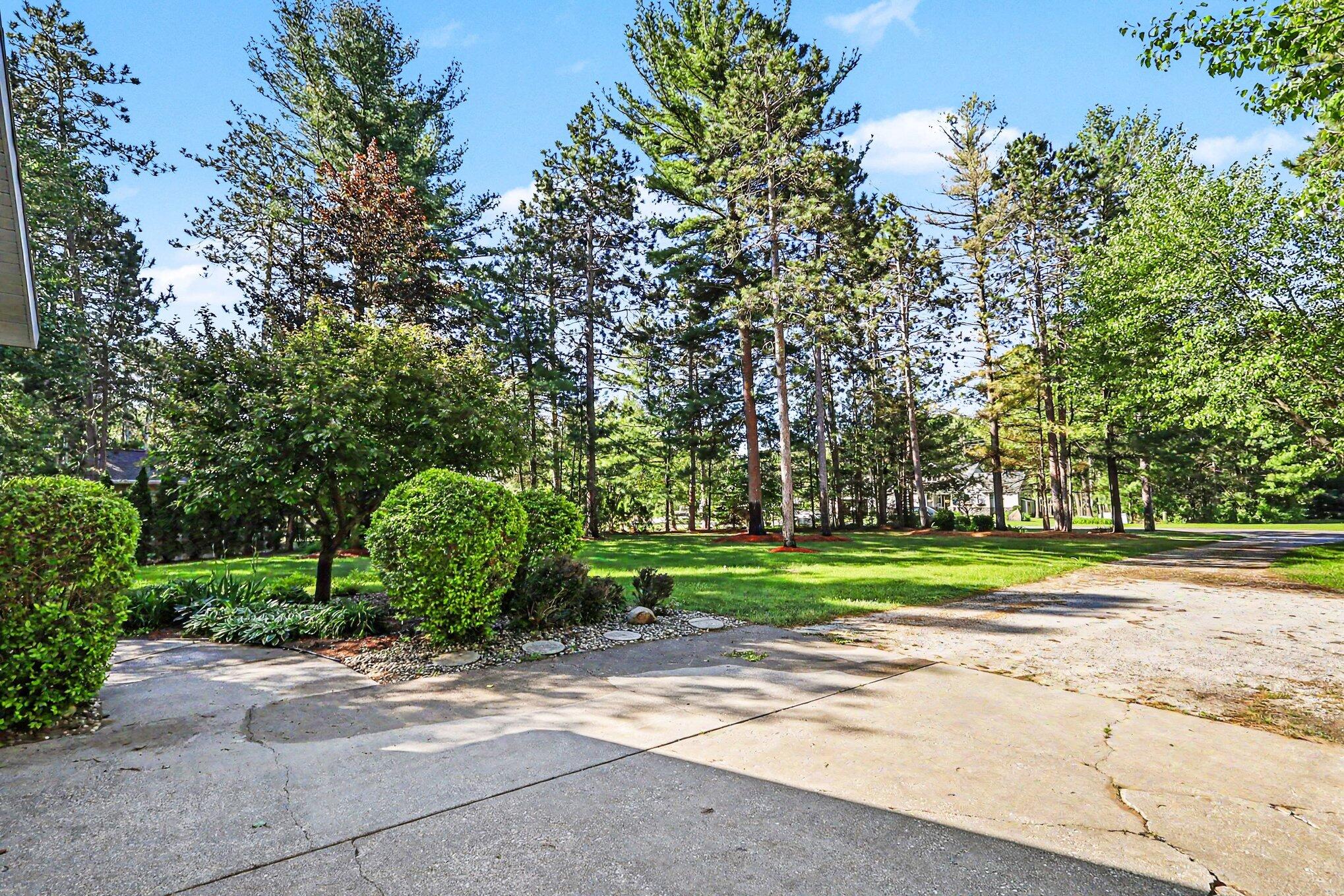 7474 Wiczer Drive Property Photo 44