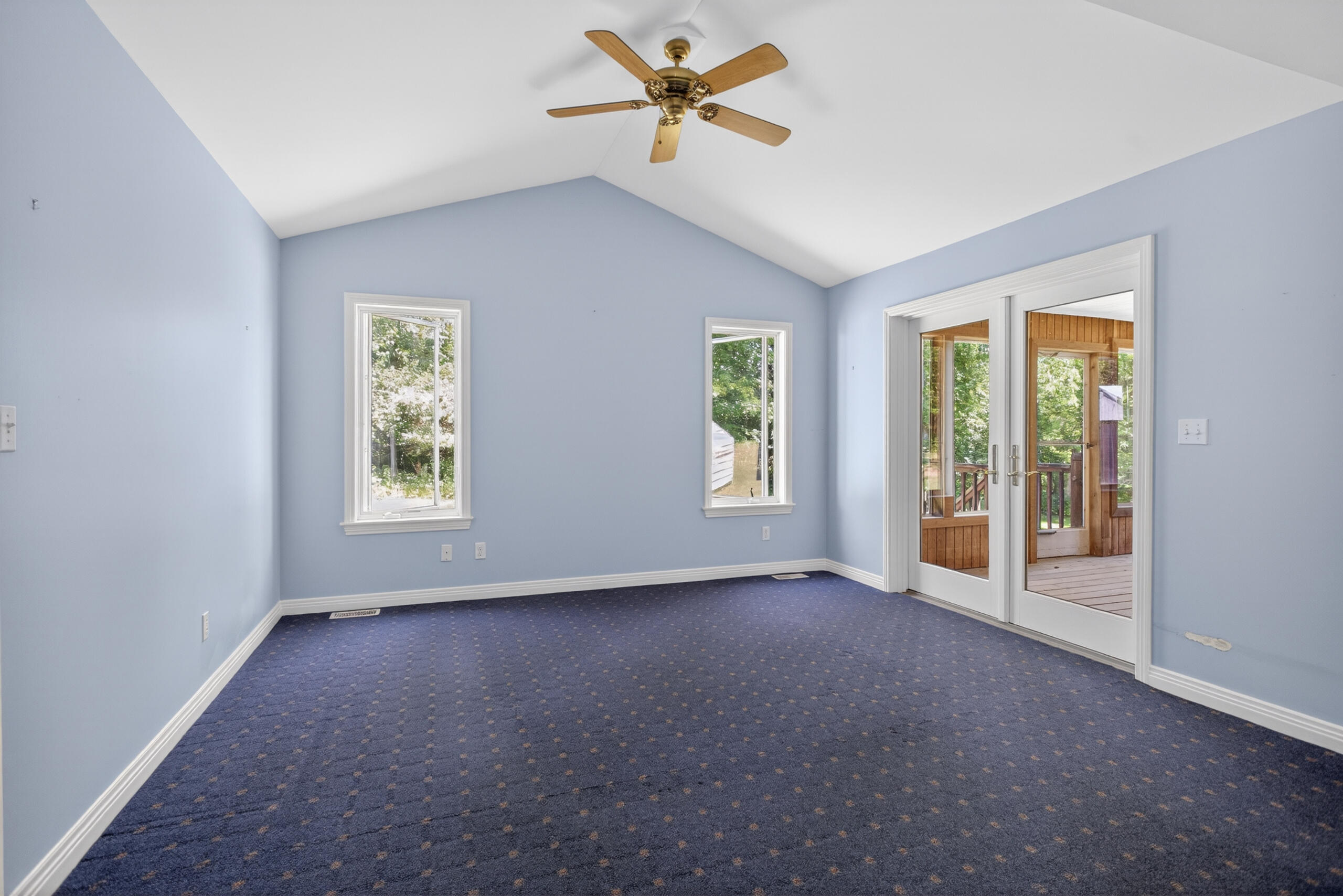 7655 Riverside Road Property Photo 34