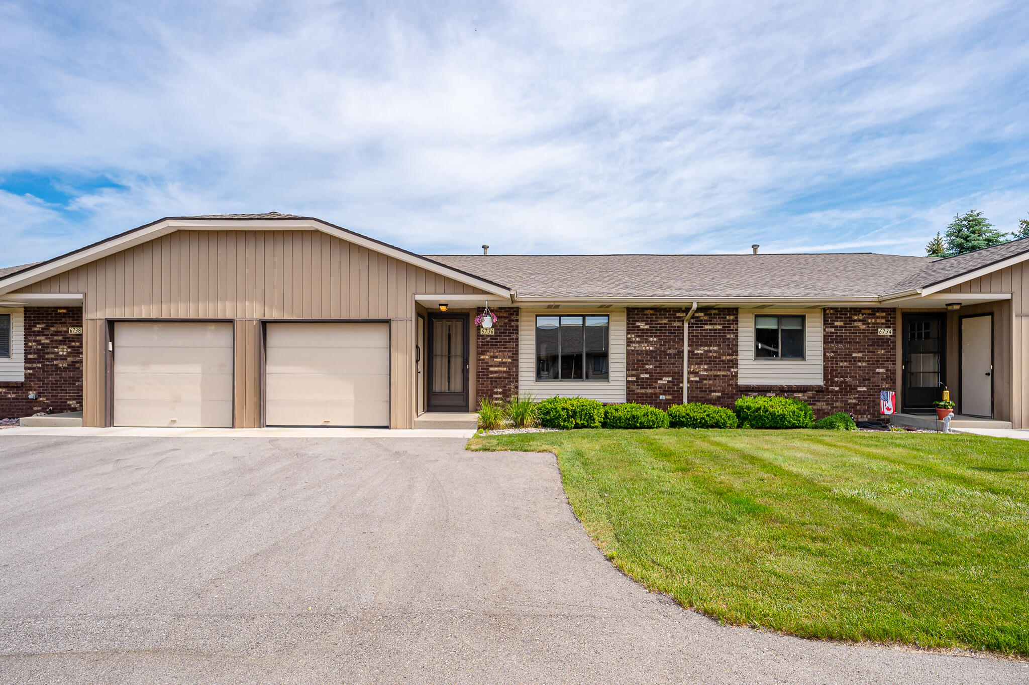 6736 Waterview Drive Property Photo 1