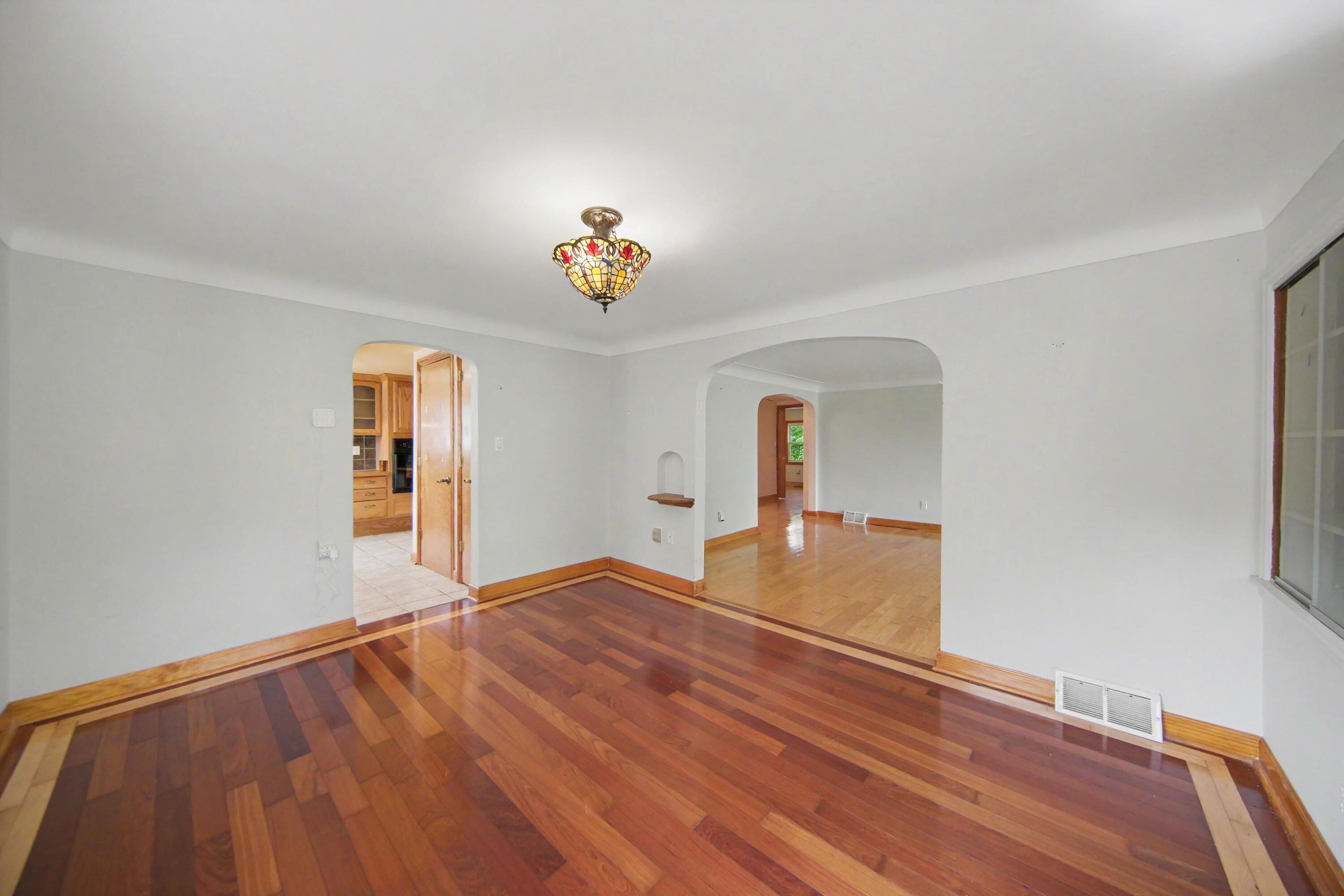 9100 Willis Road Property Photo 10