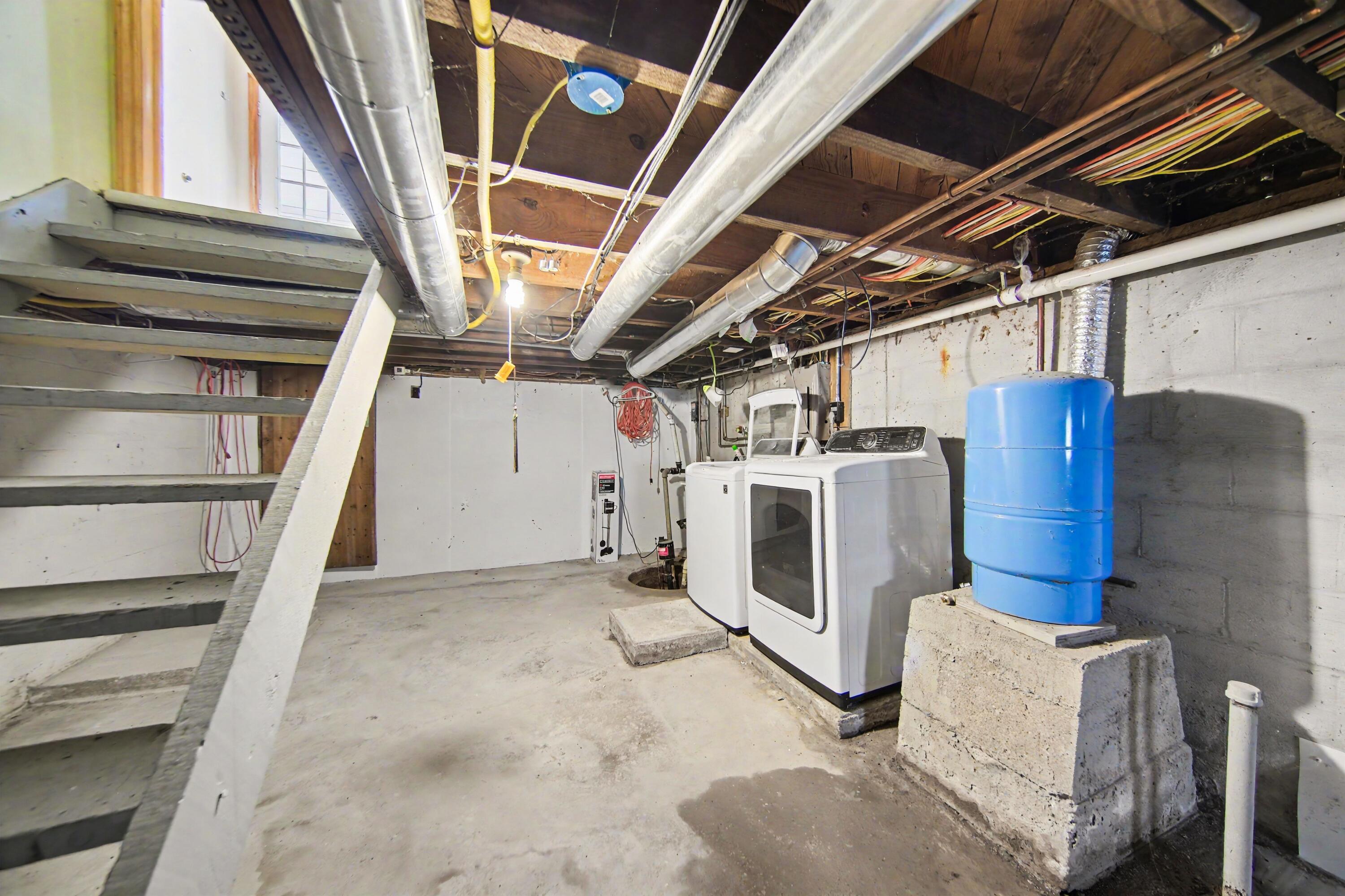 9100 Willis Road Property Photo 32