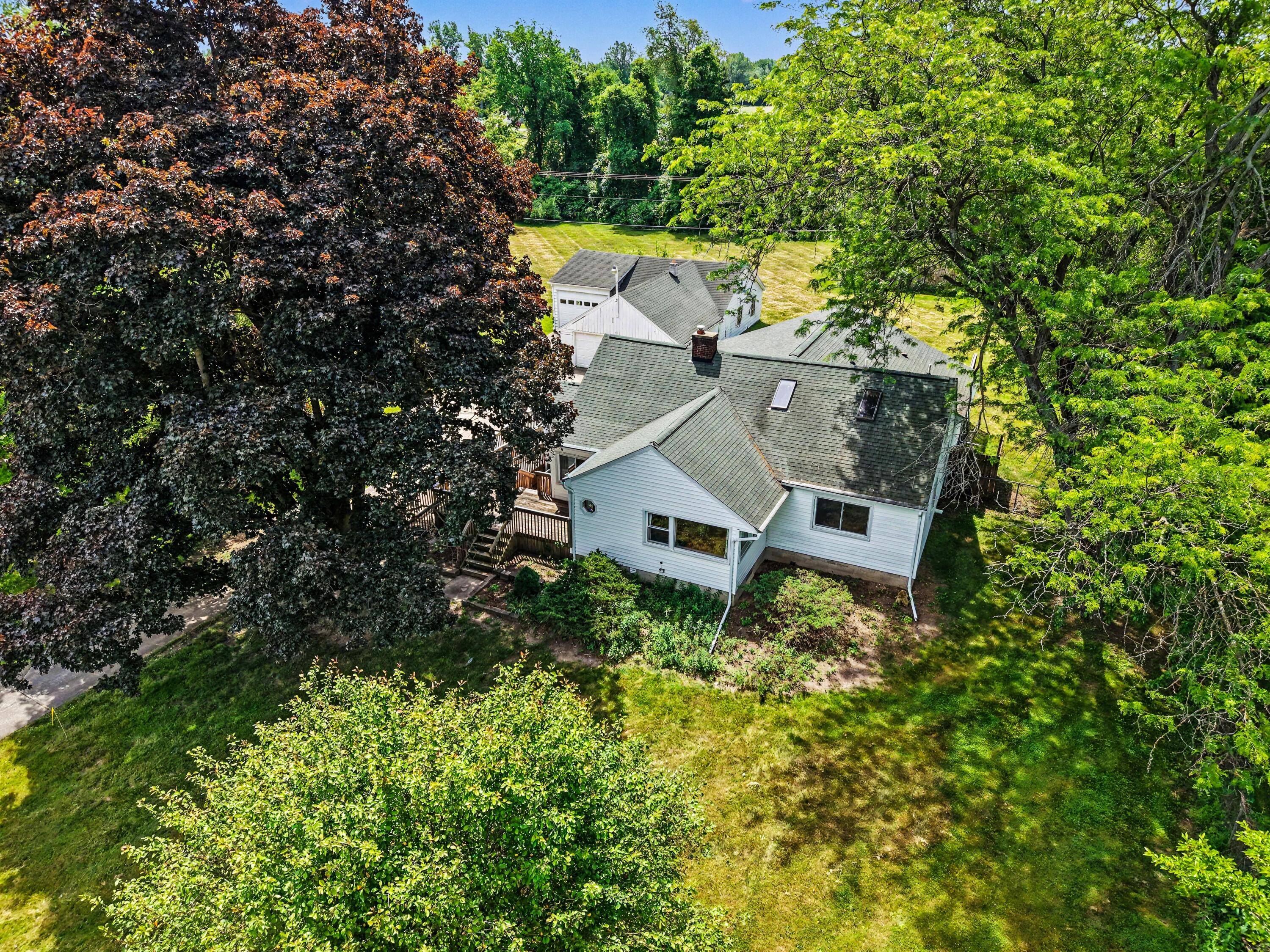 9100 Willis Road Property Photo 42