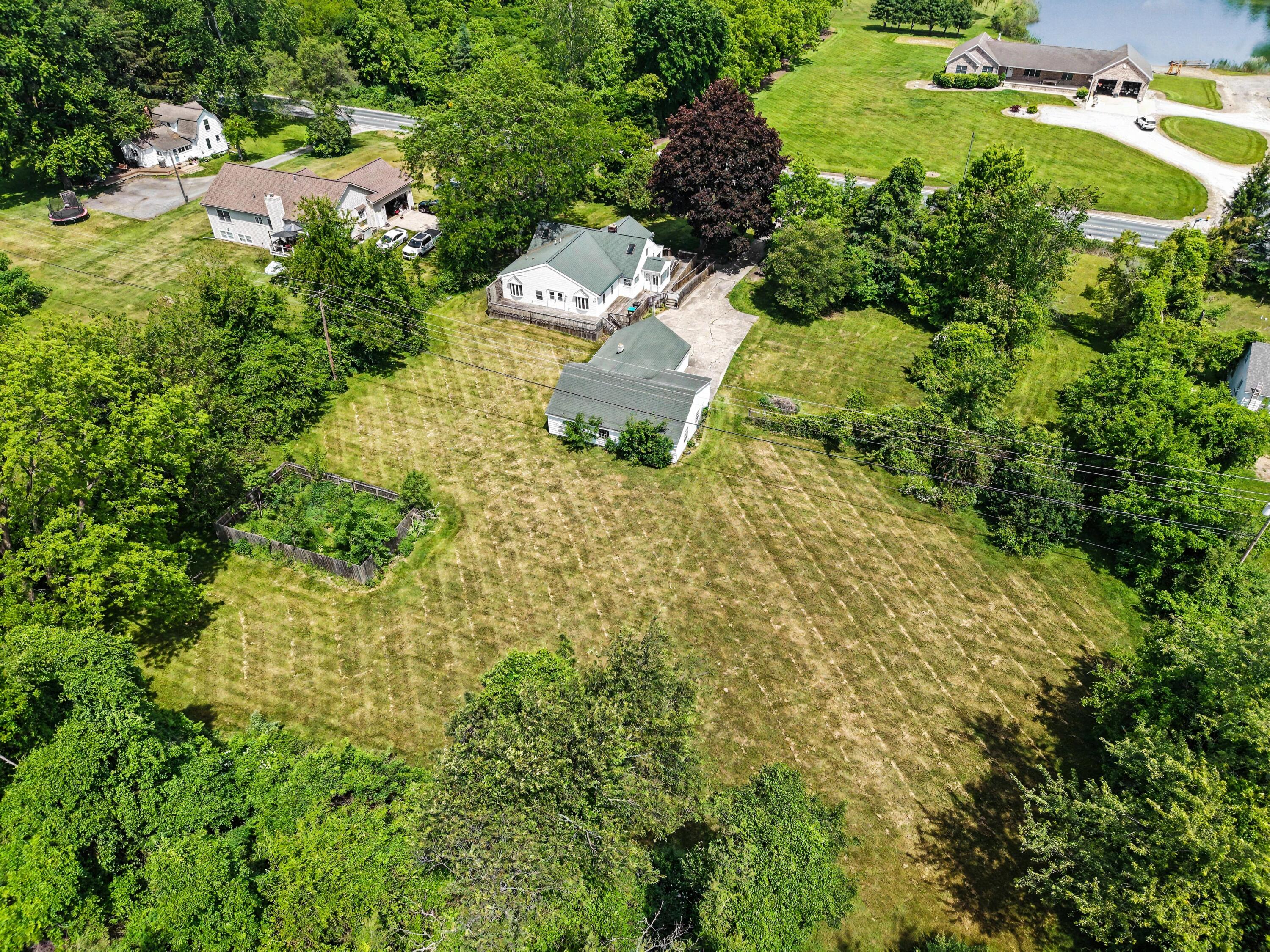9100 Willis Road Property Photo 44
