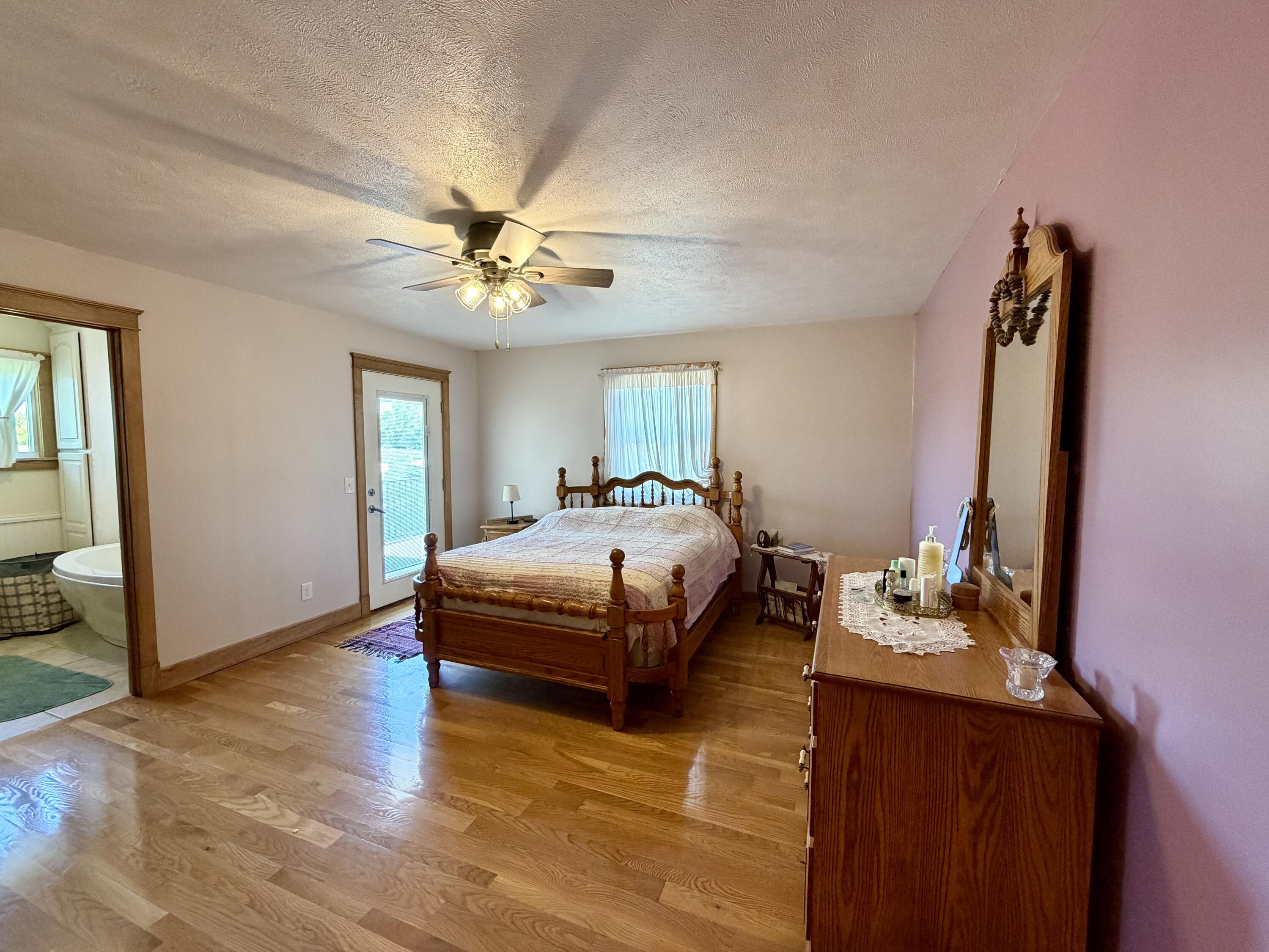 7300 W Kinsel Highway Property Photo 16