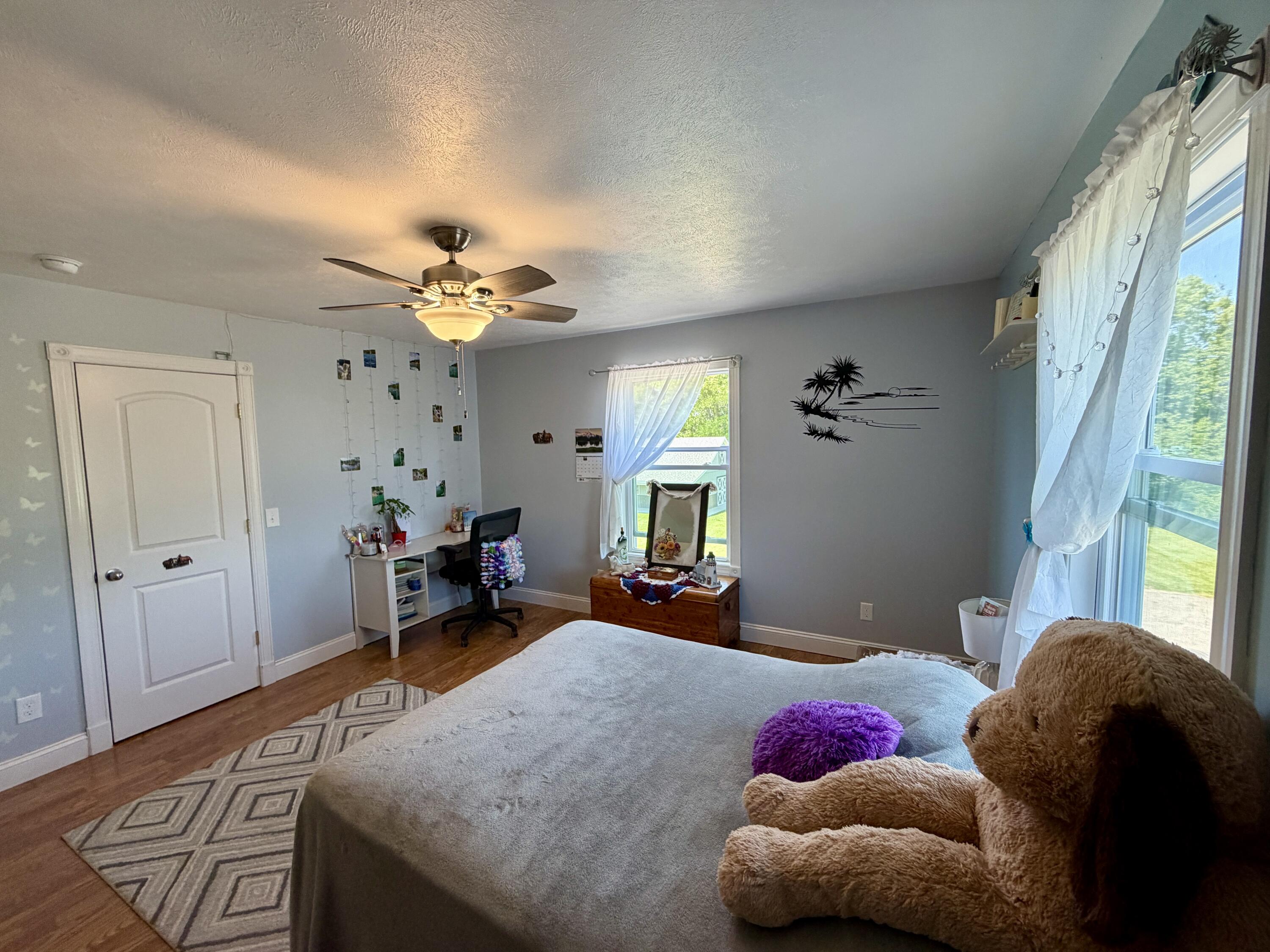 7300 W Kinsel Highway Property Photo 25