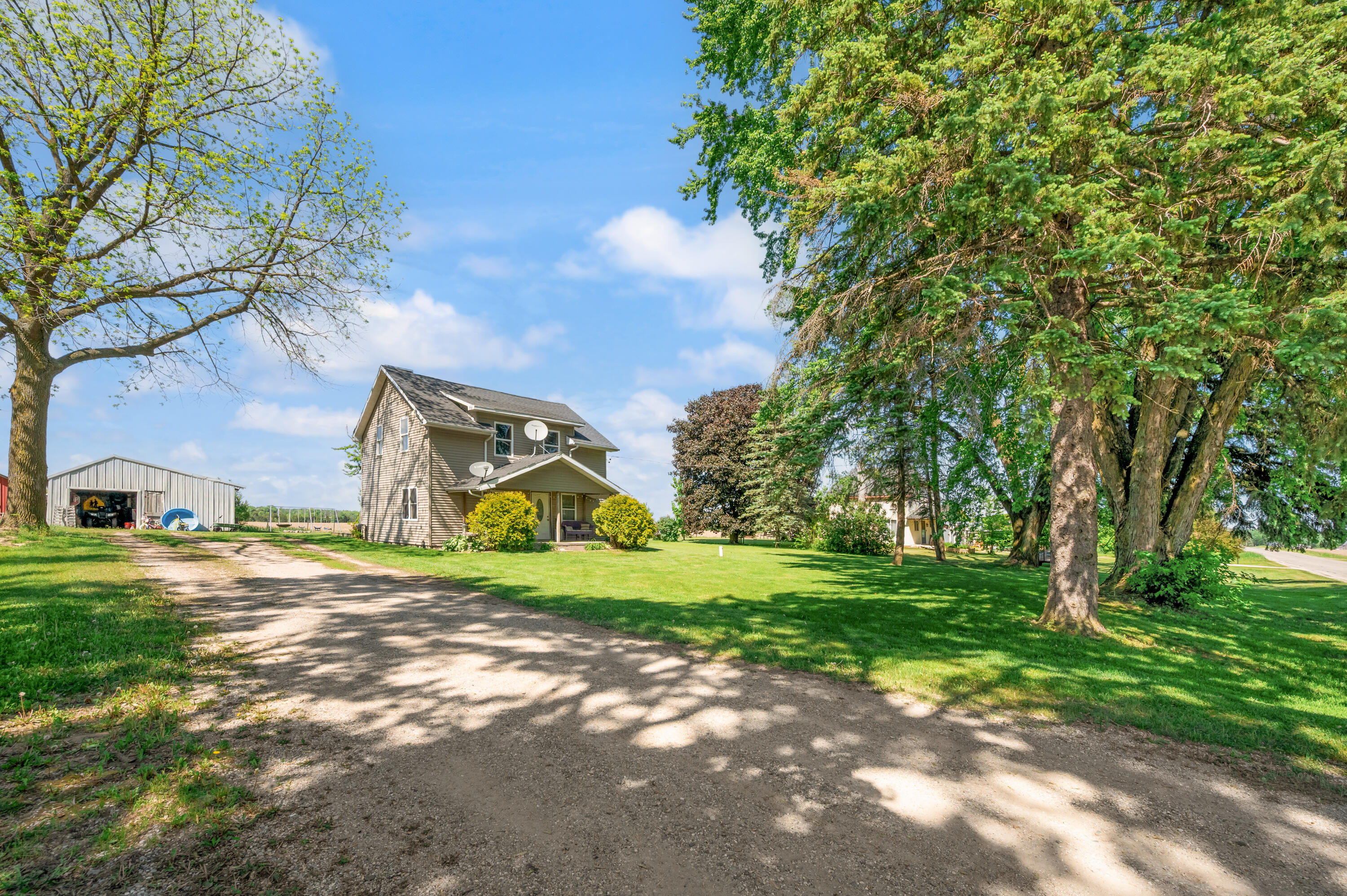 2079 E Stoney Corners Road Property Photo 3