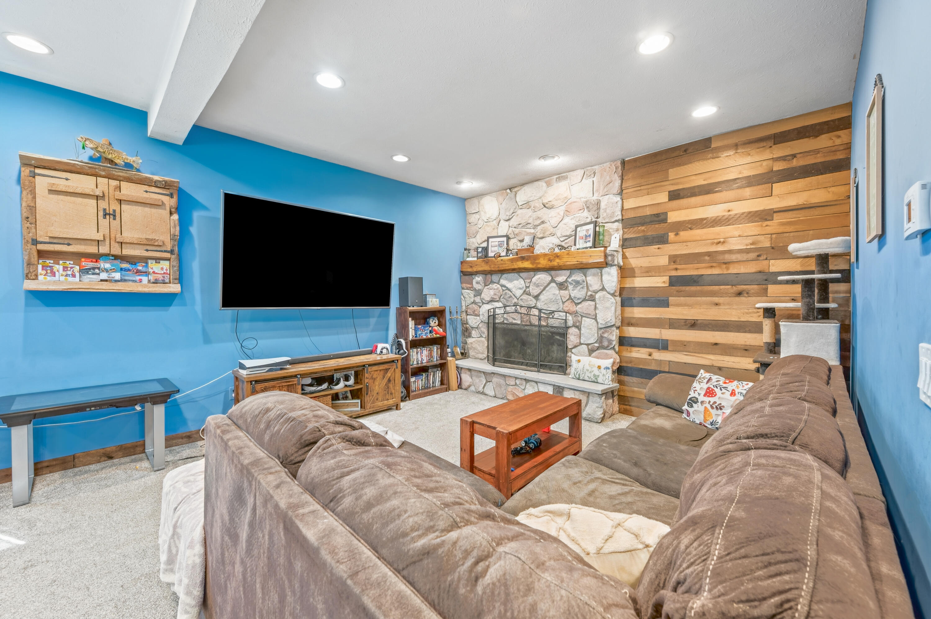 2079 E Stoney Corners Road Property Photo 8